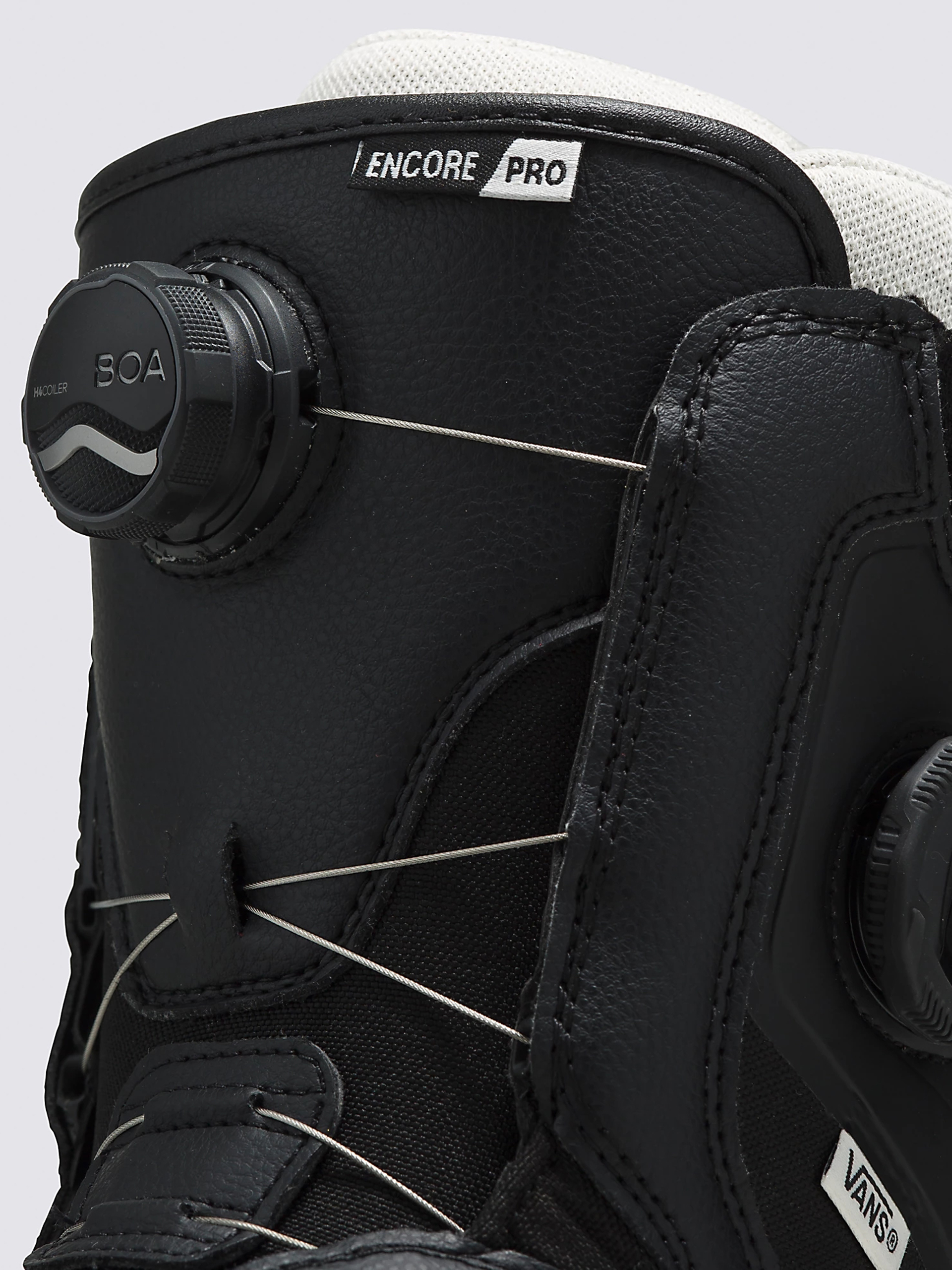 Damskie Buty snowboardowe Vans Encore Pro (black/marshmallow)