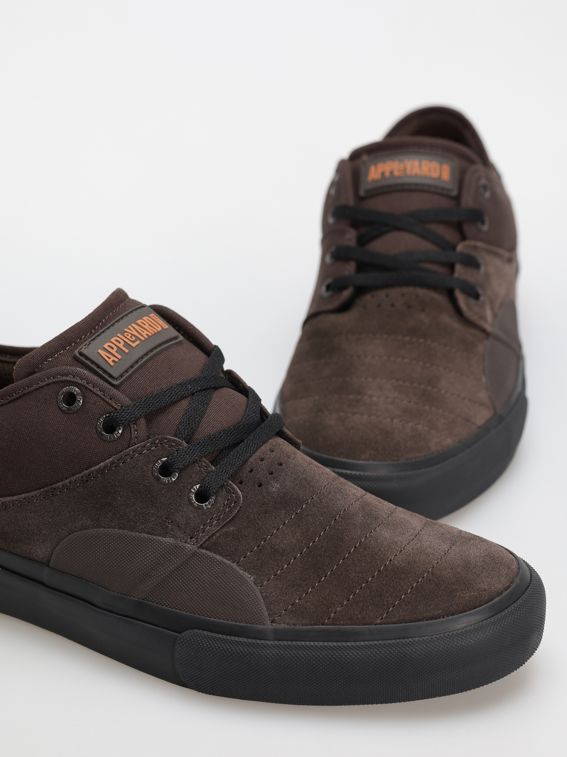 Buty Globe Mahalo Plus (coffee/black)