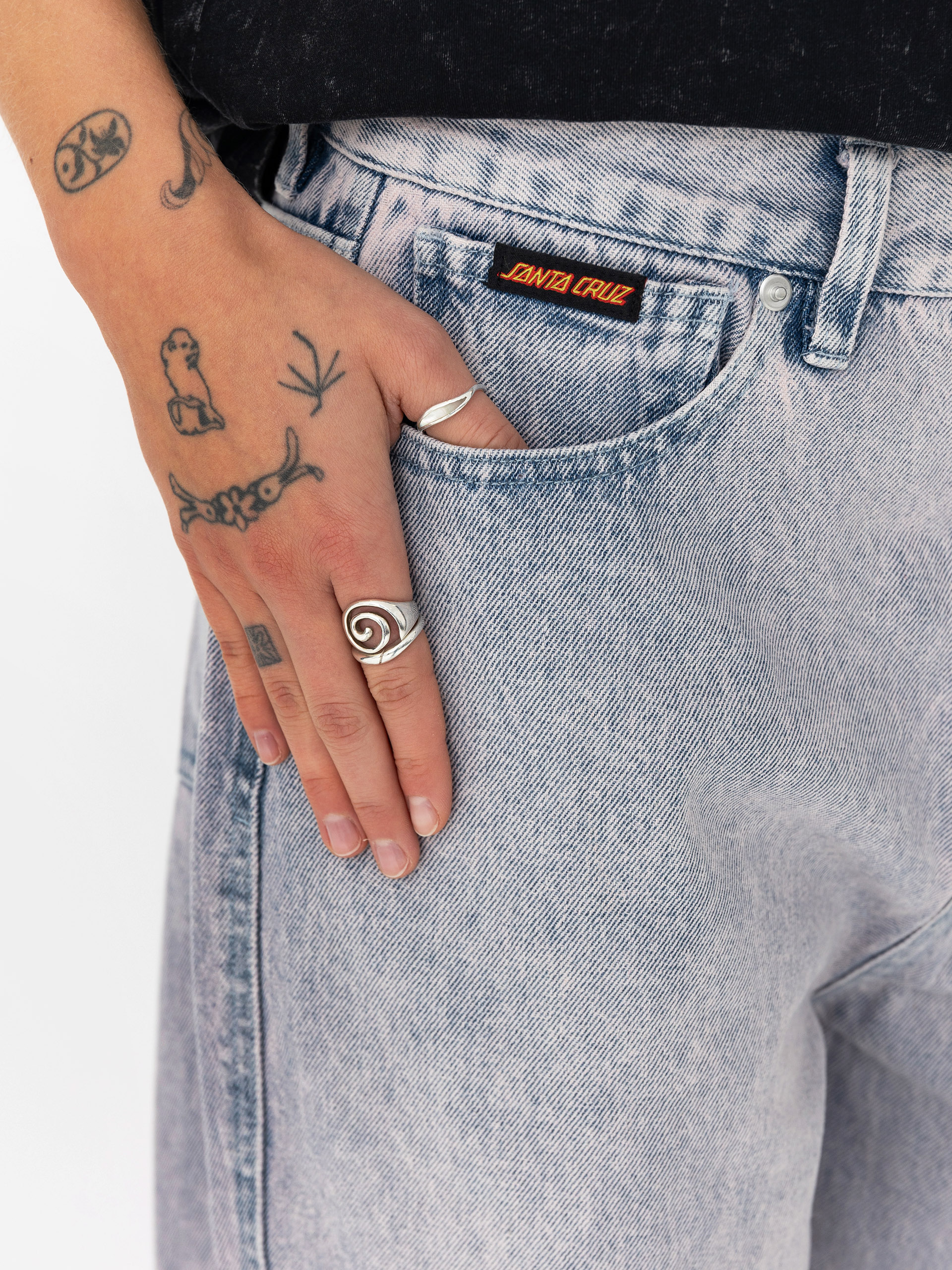 Spodnie Santa Cruz Classic Baggy Jeans Wmn (rose quartz tint)