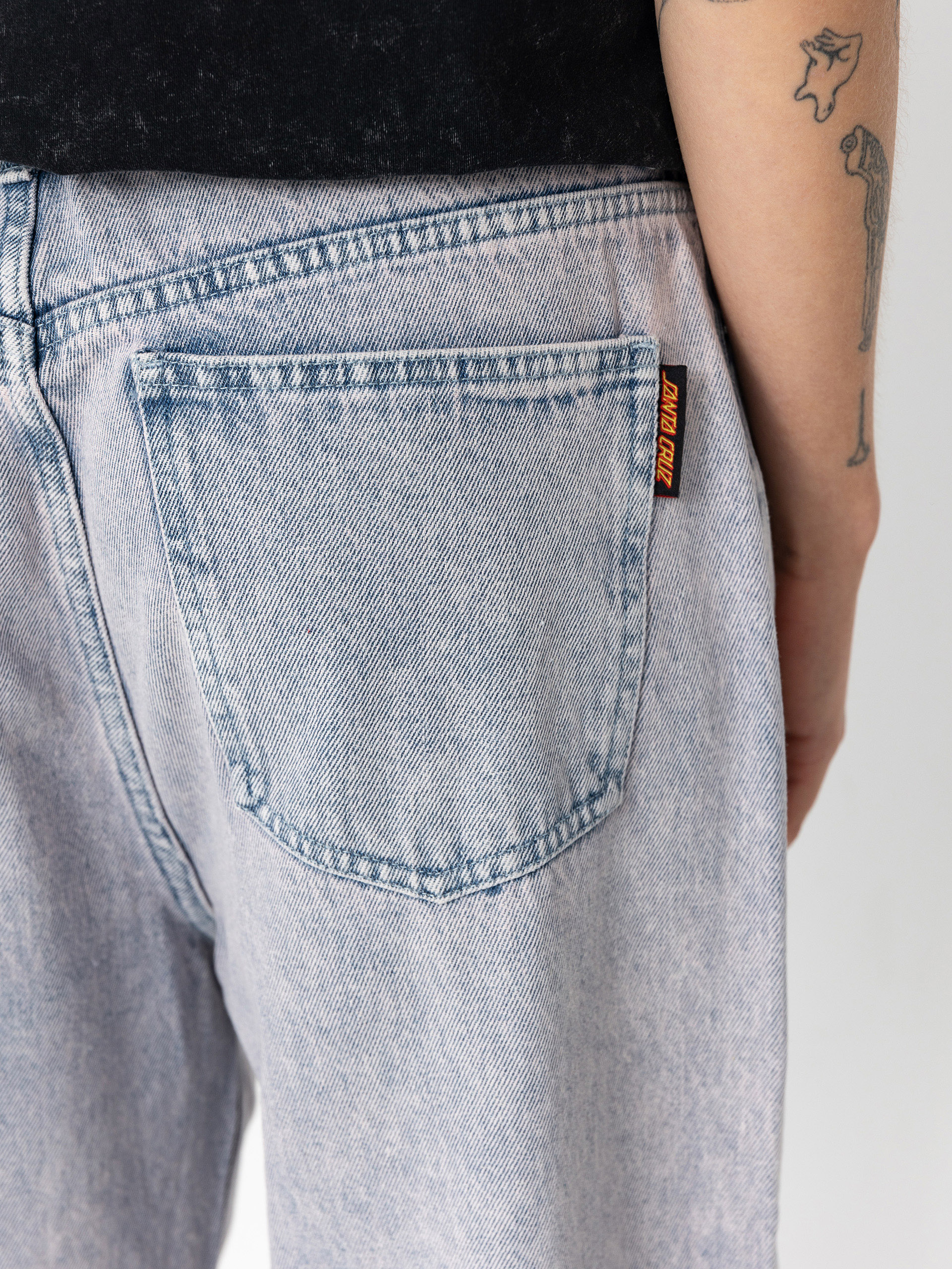 Spodnie Santa Cruz Classic Baggy Jeans Wmn (rose quartz tint)