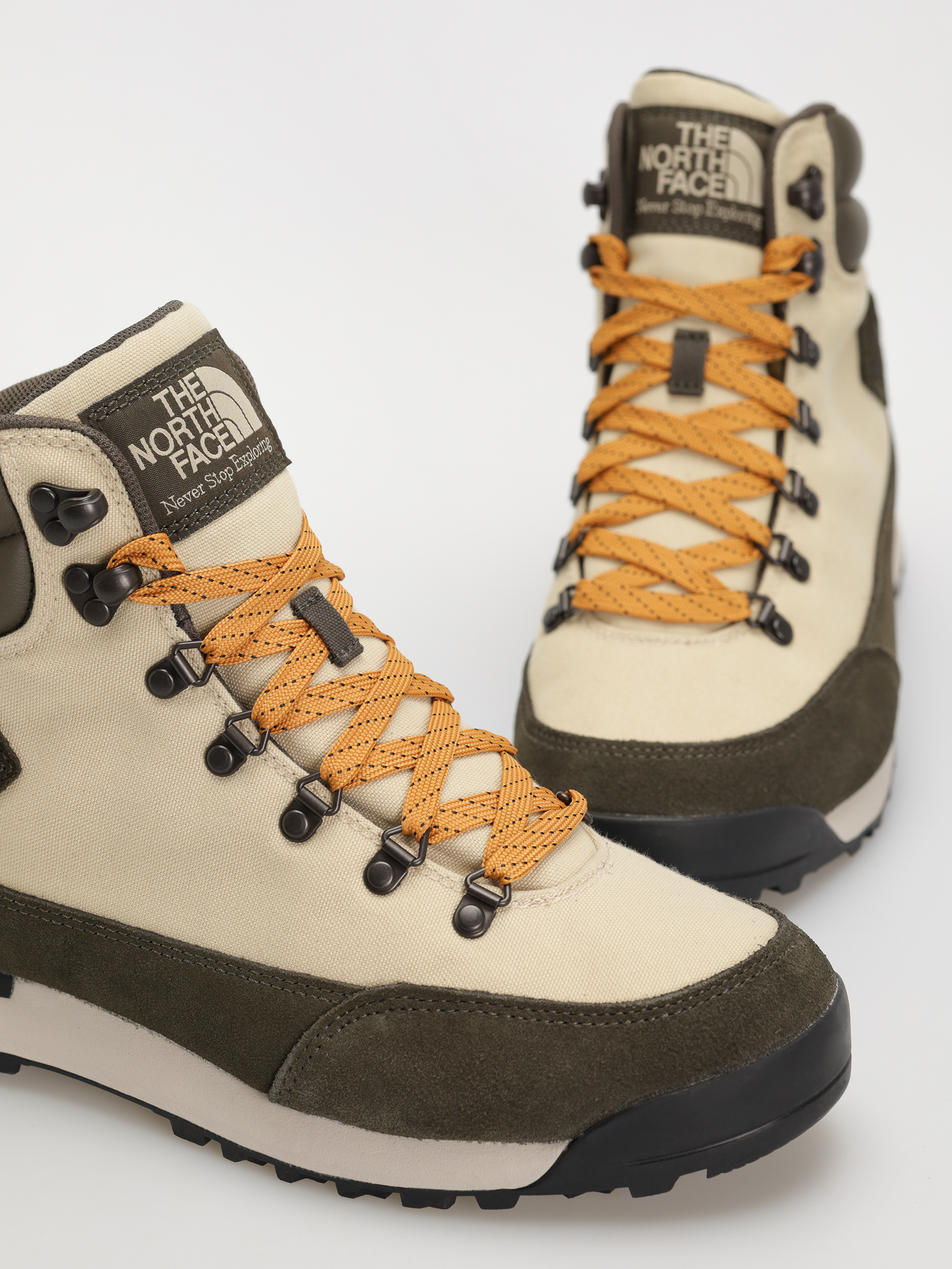Buty The North Face Back To Berkeley Iv Textile Wp (gravel/new taupe green)