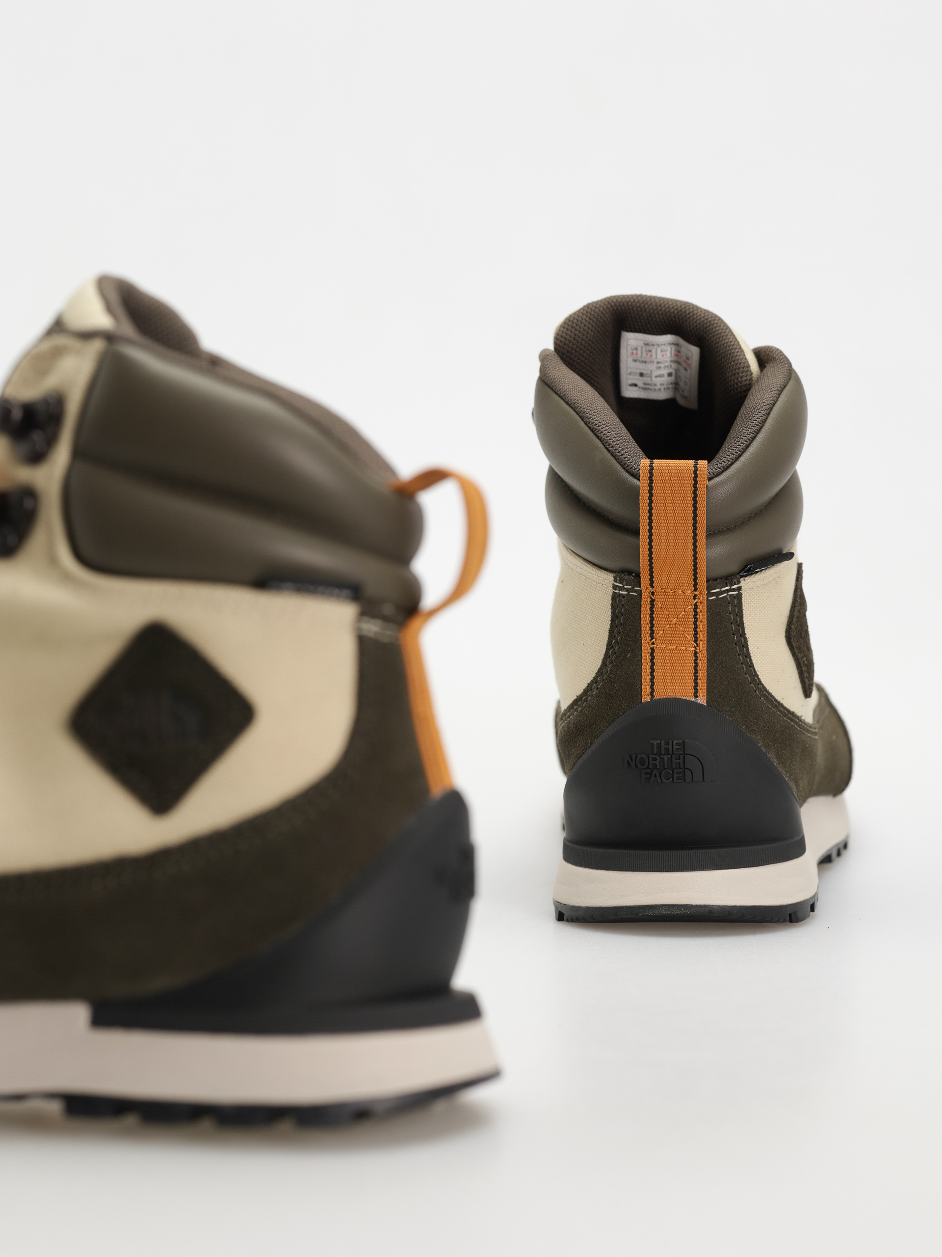 Buty The North Face Back To Berkeley Iv Textile Wp (gravel/new taupe green)