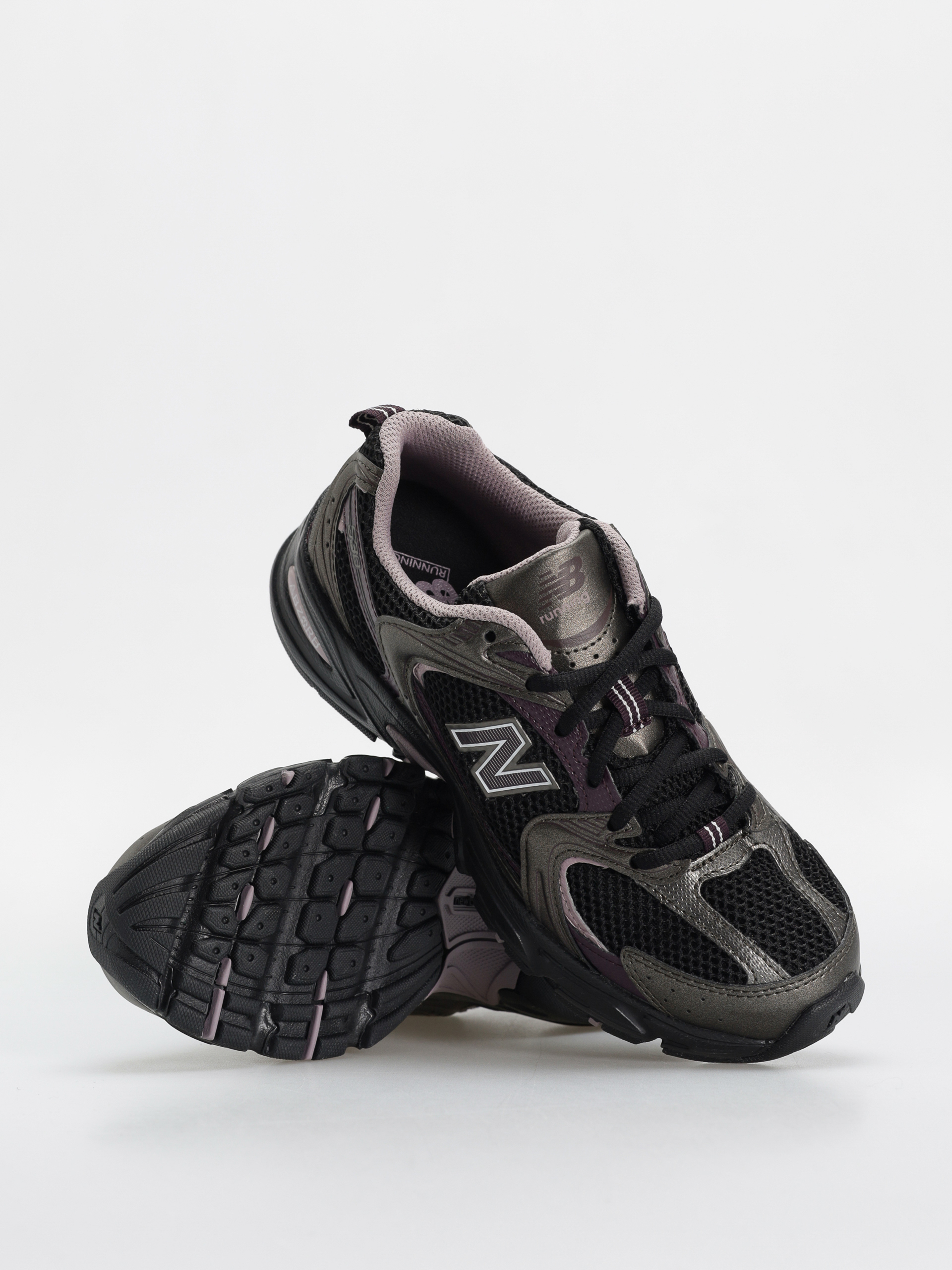 Buty New Balance 530 - czarny (black silver)