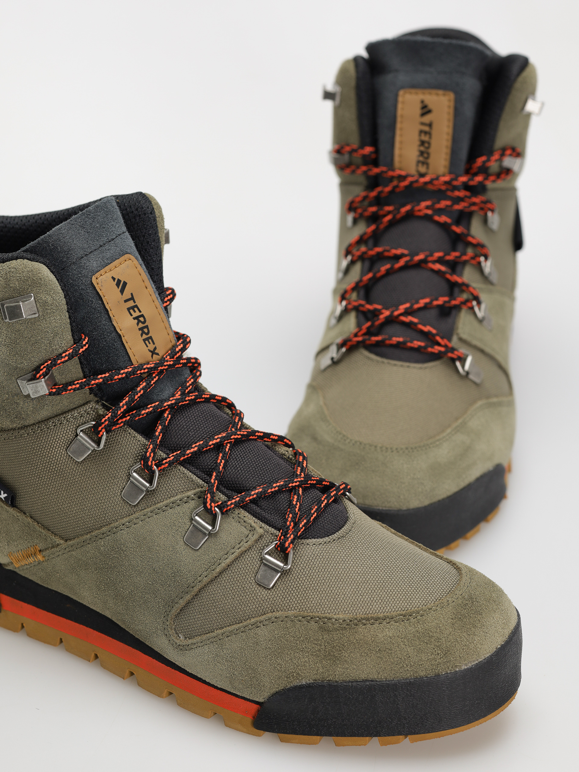 Buty adidas Terrex Snowpitch C. (olistr/brostr/seimor)