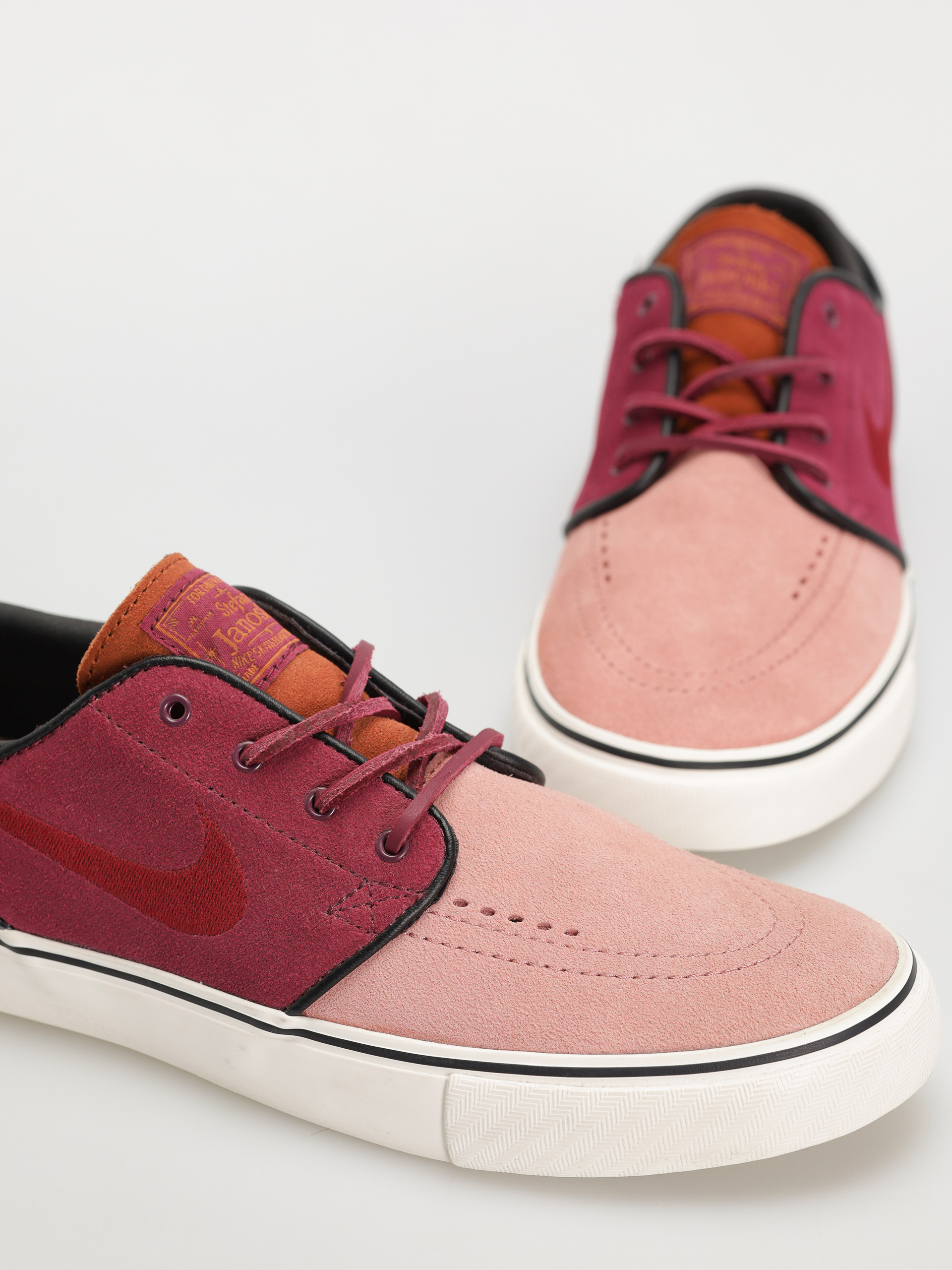 Buty Nike SB Zoom Janoski OG+ (red stardust/team red rosewood)