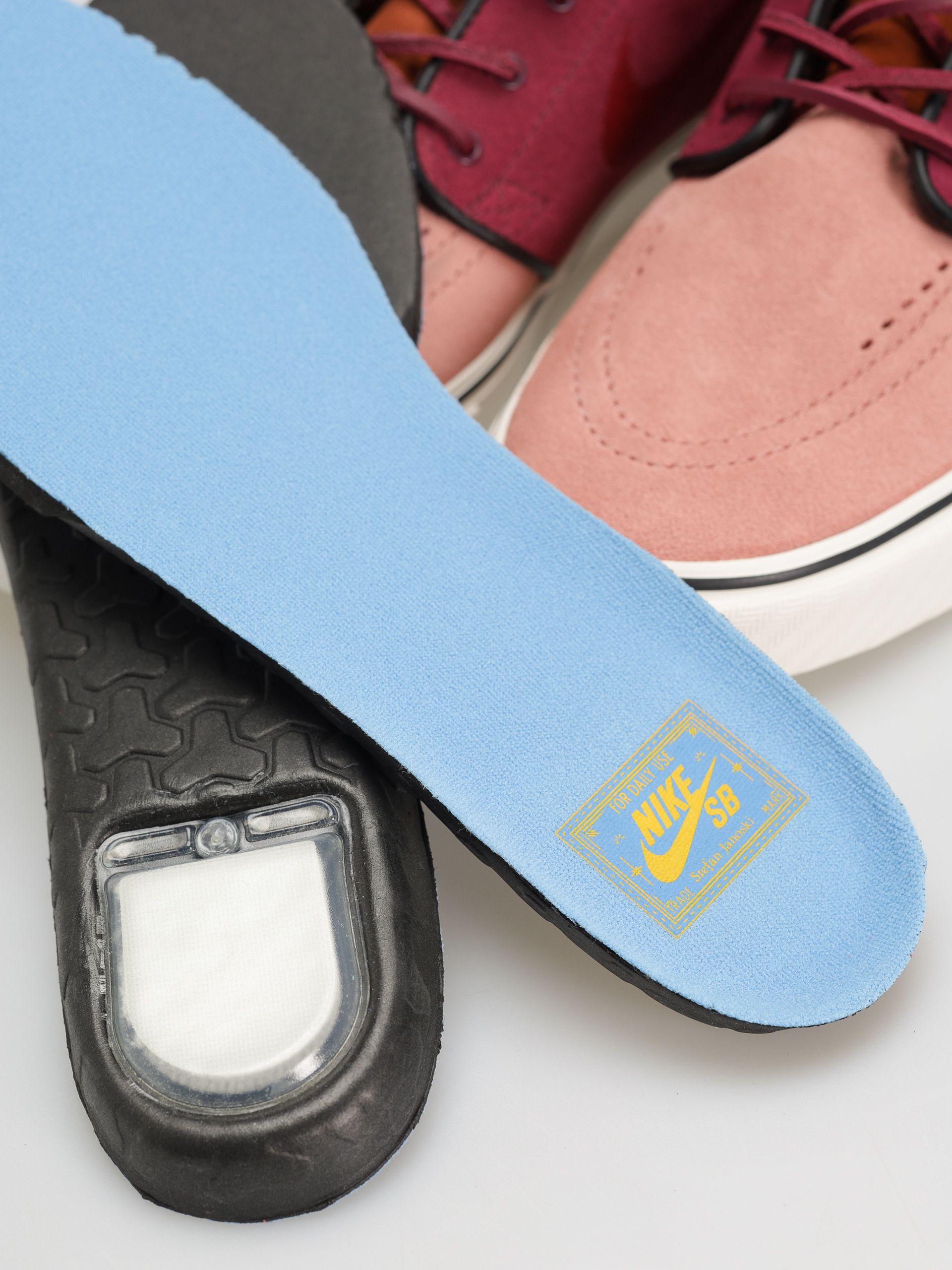 Buty Nike SB Zoom Janoski OG+ (red stardust/team red rosewood)