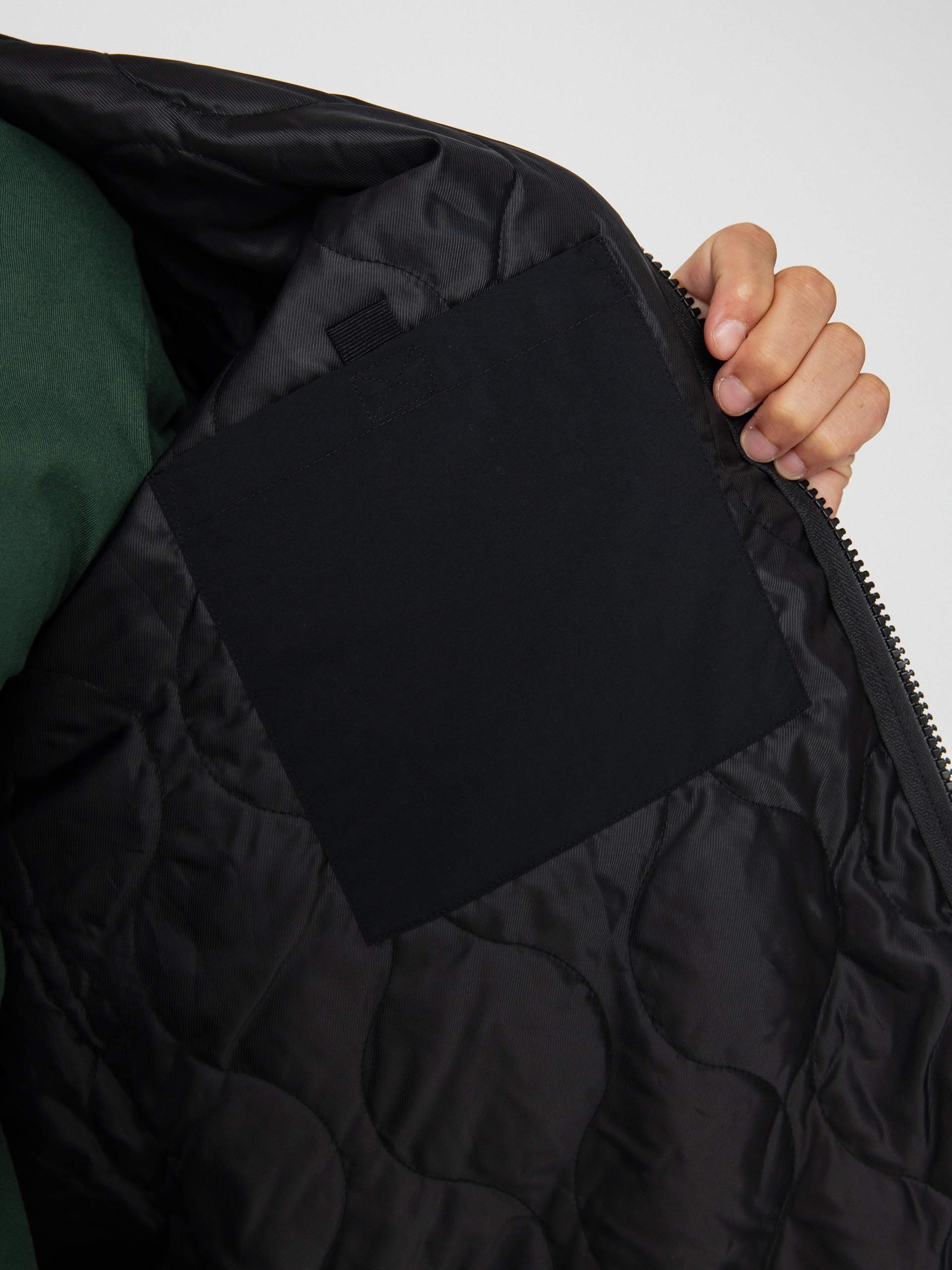 Kurtka Carhartt WIP Devin Liner (camo leo jacquard/tamarind/black)