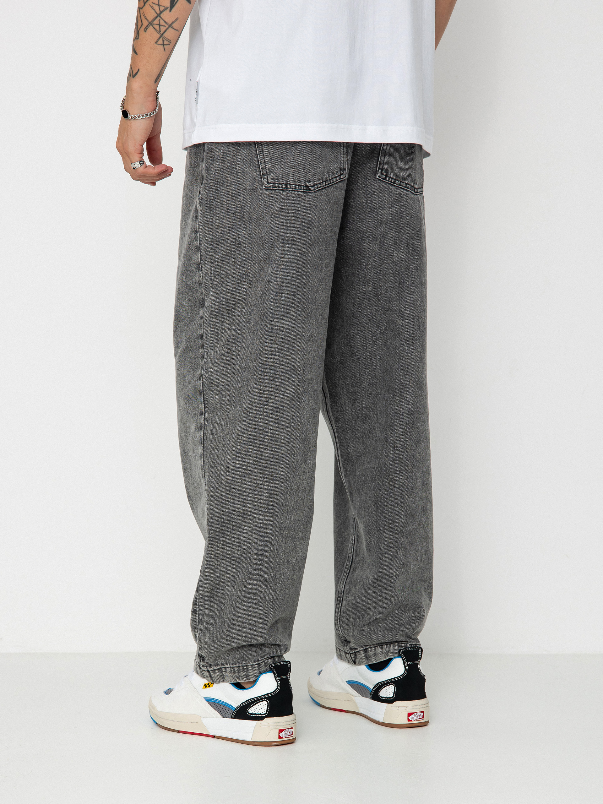 Spodnie Santa Cruz Big Pants (black acid wash)