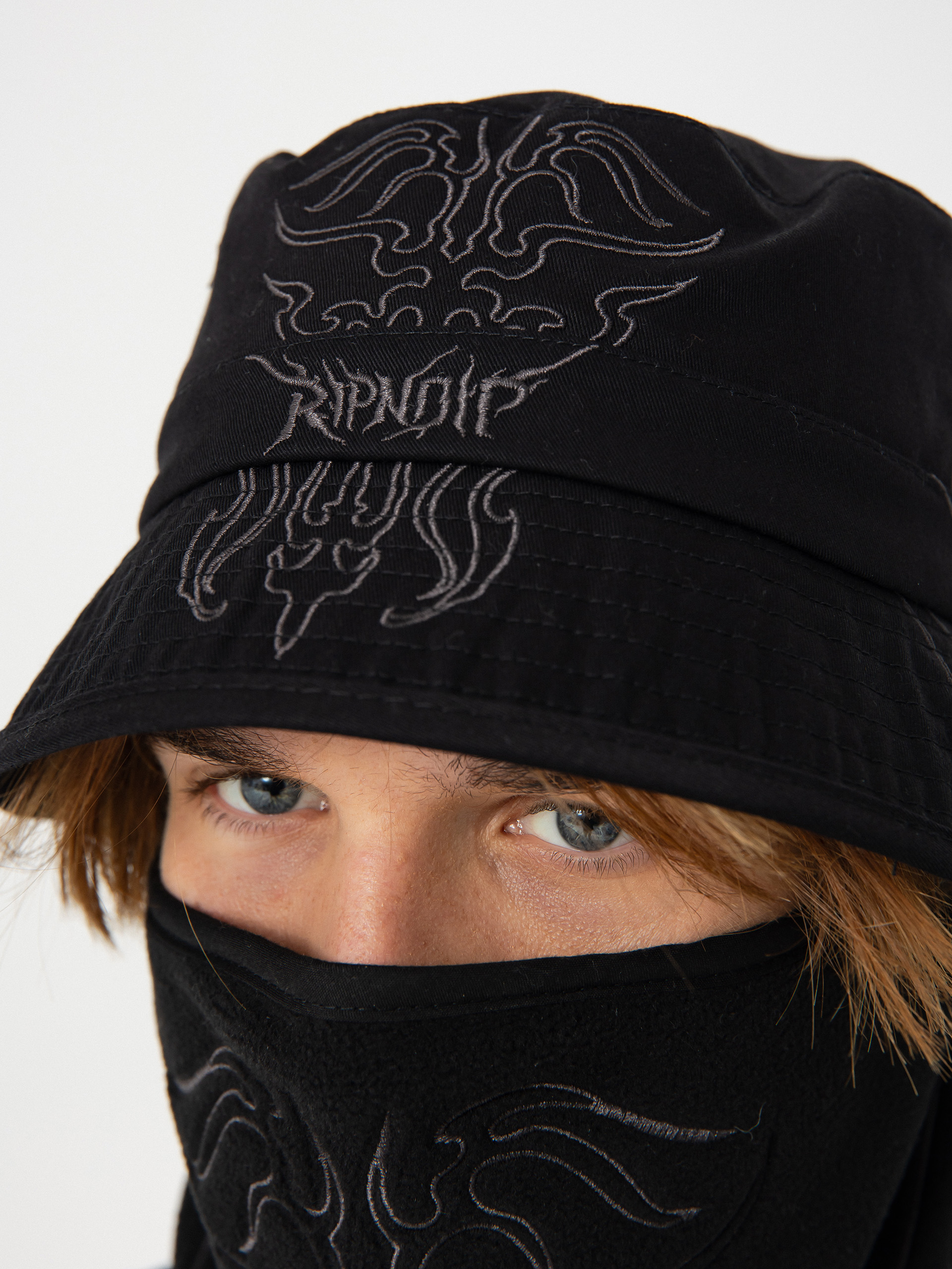 Kapelusz RipNDip Volt Face Mask Bucket Hat (black)