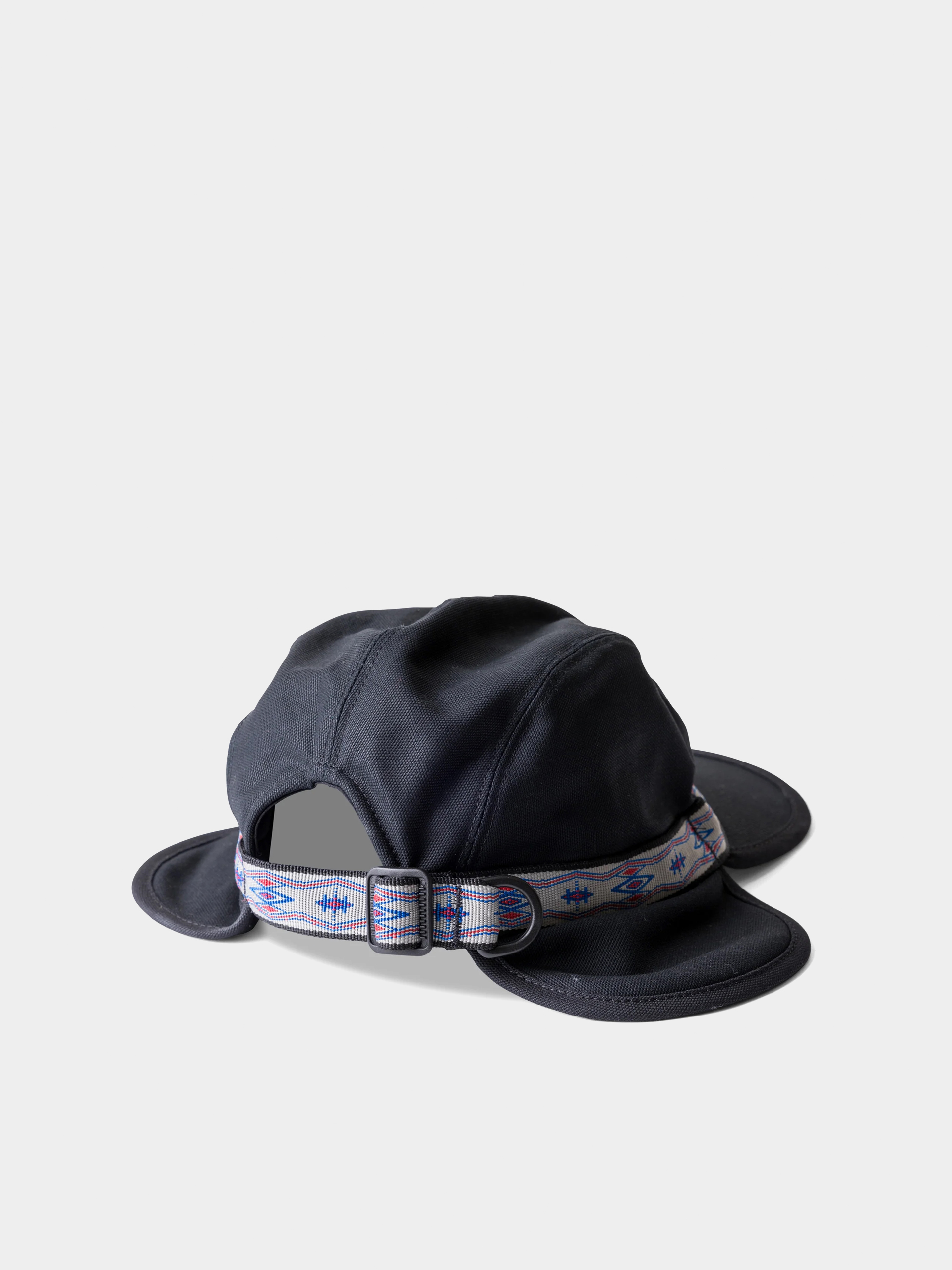 Czapka z daszkiem Kavu Strapcap Trapper (jet black)