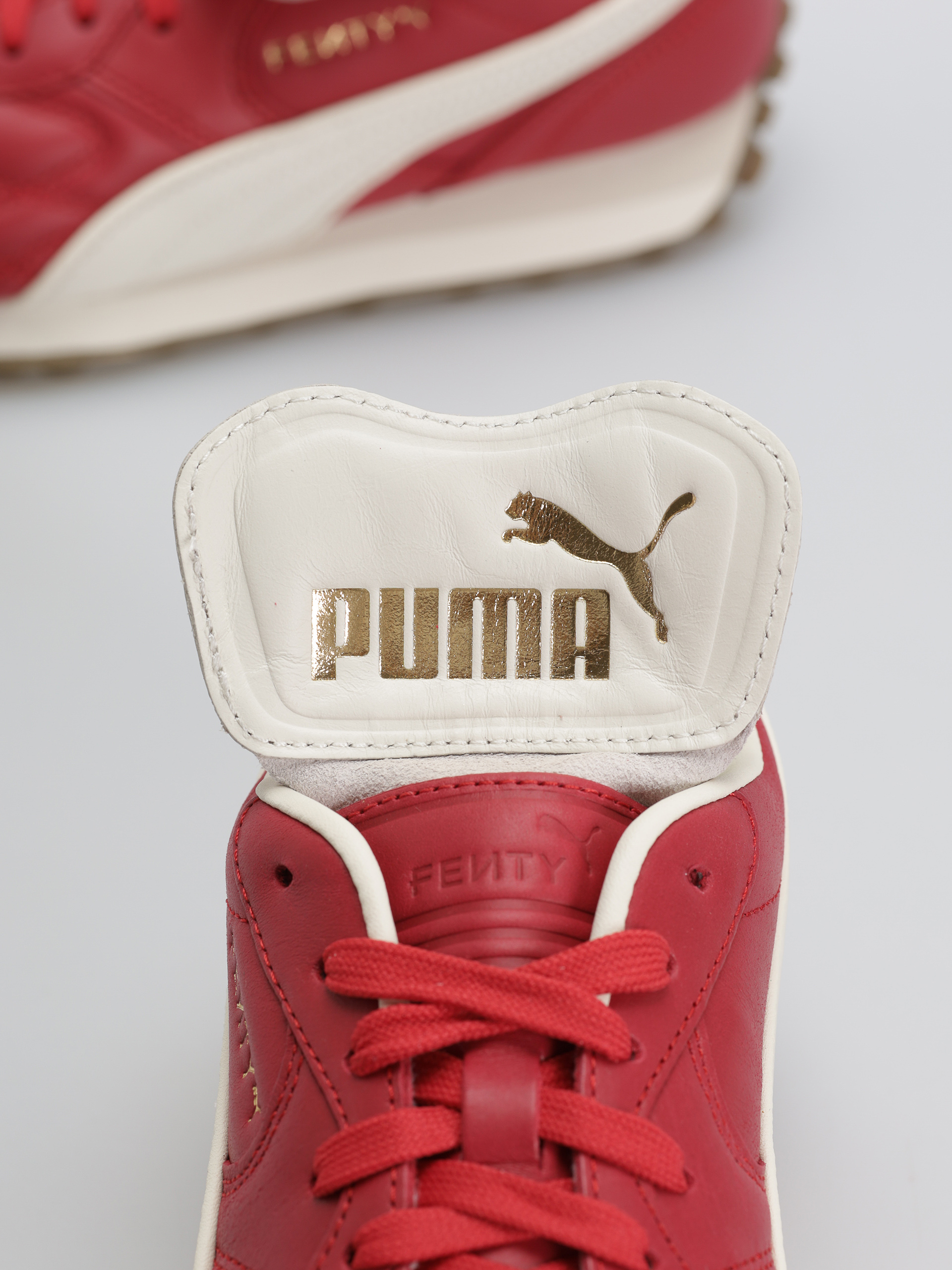 Buty Puma X Fenty Avanti L (club red)