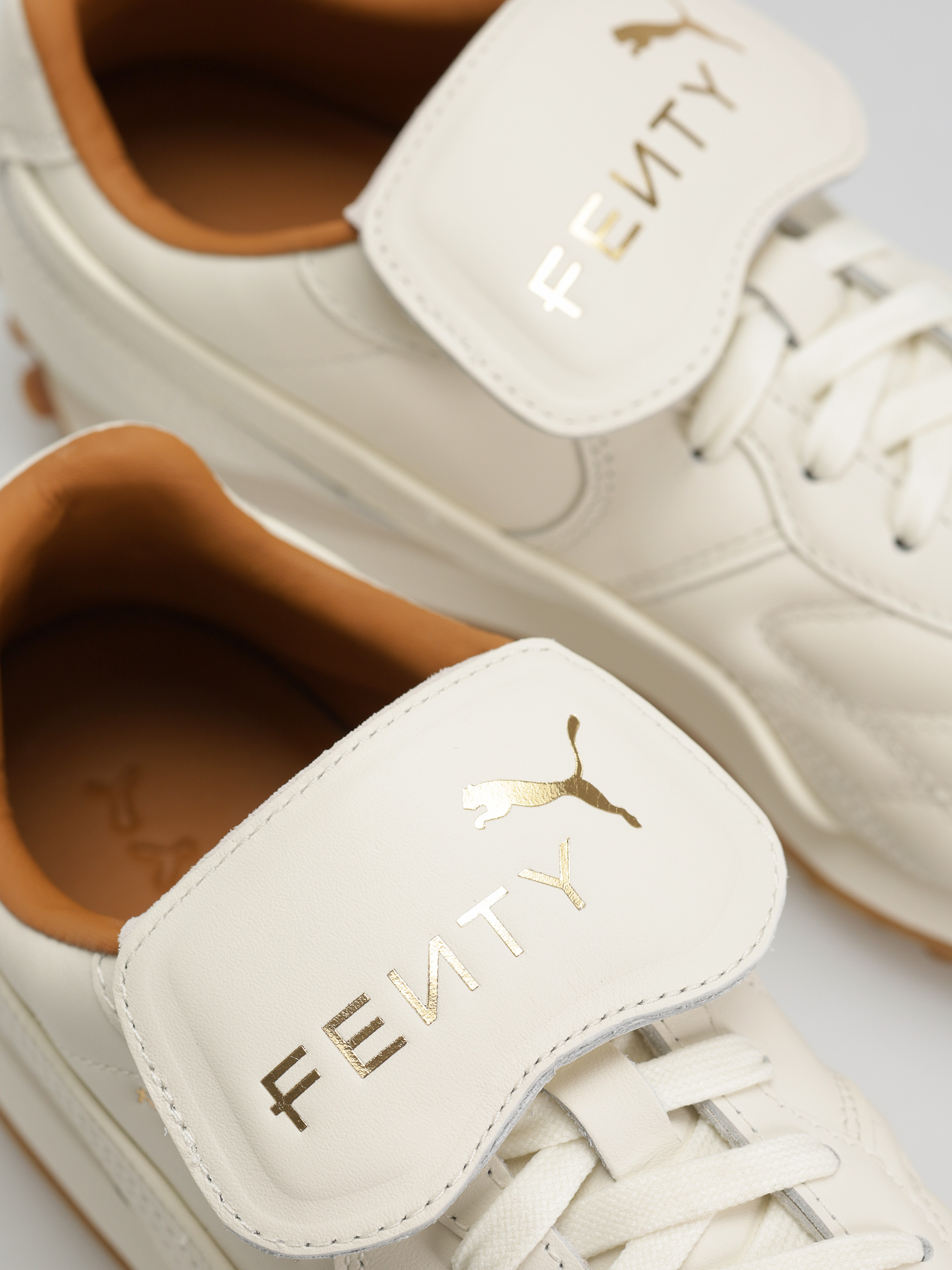 Buty Puma X Fenty Avanti VL (warm white)