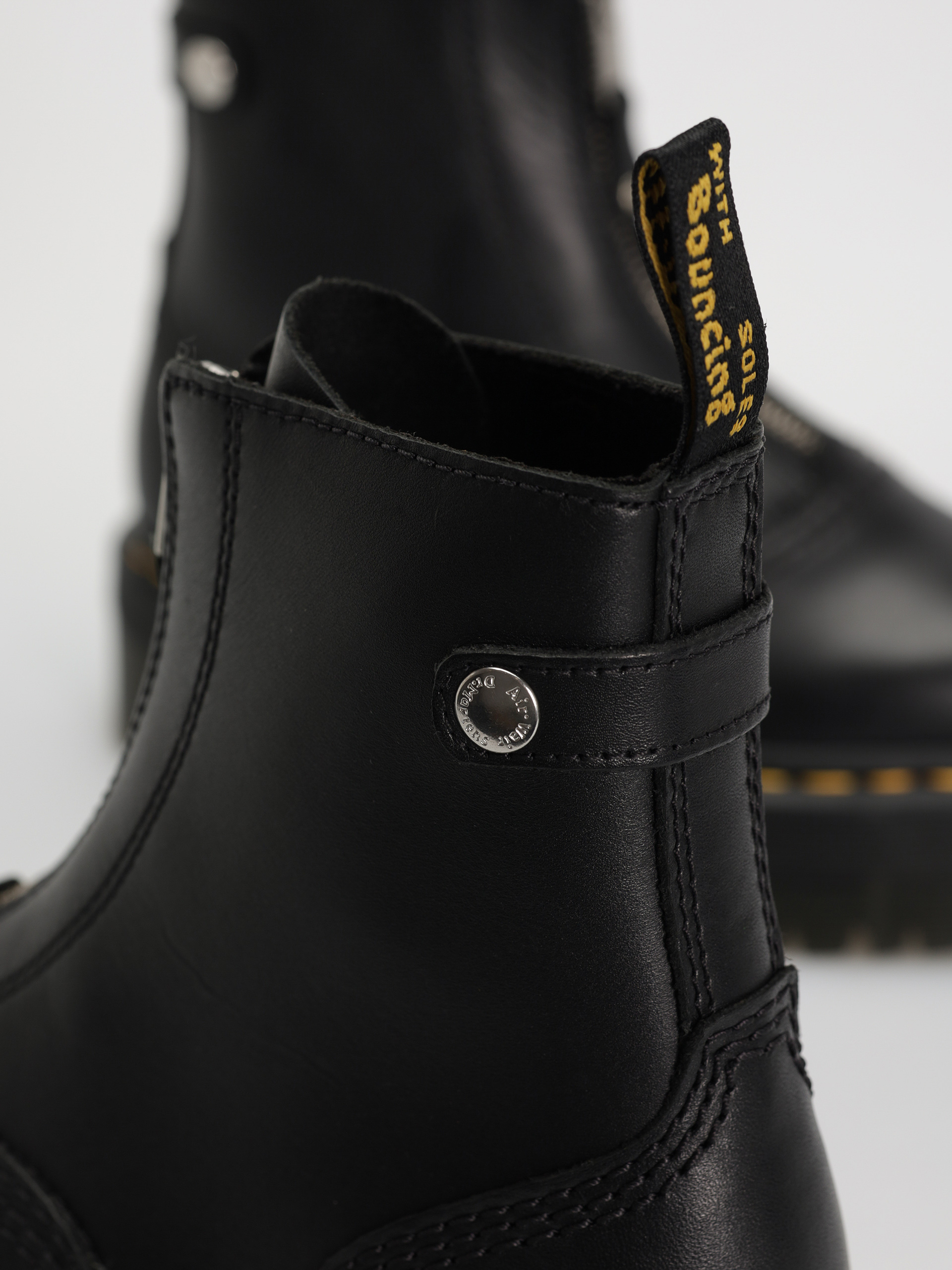Buty Dr. Martens Jetta Wmn (black sendal)