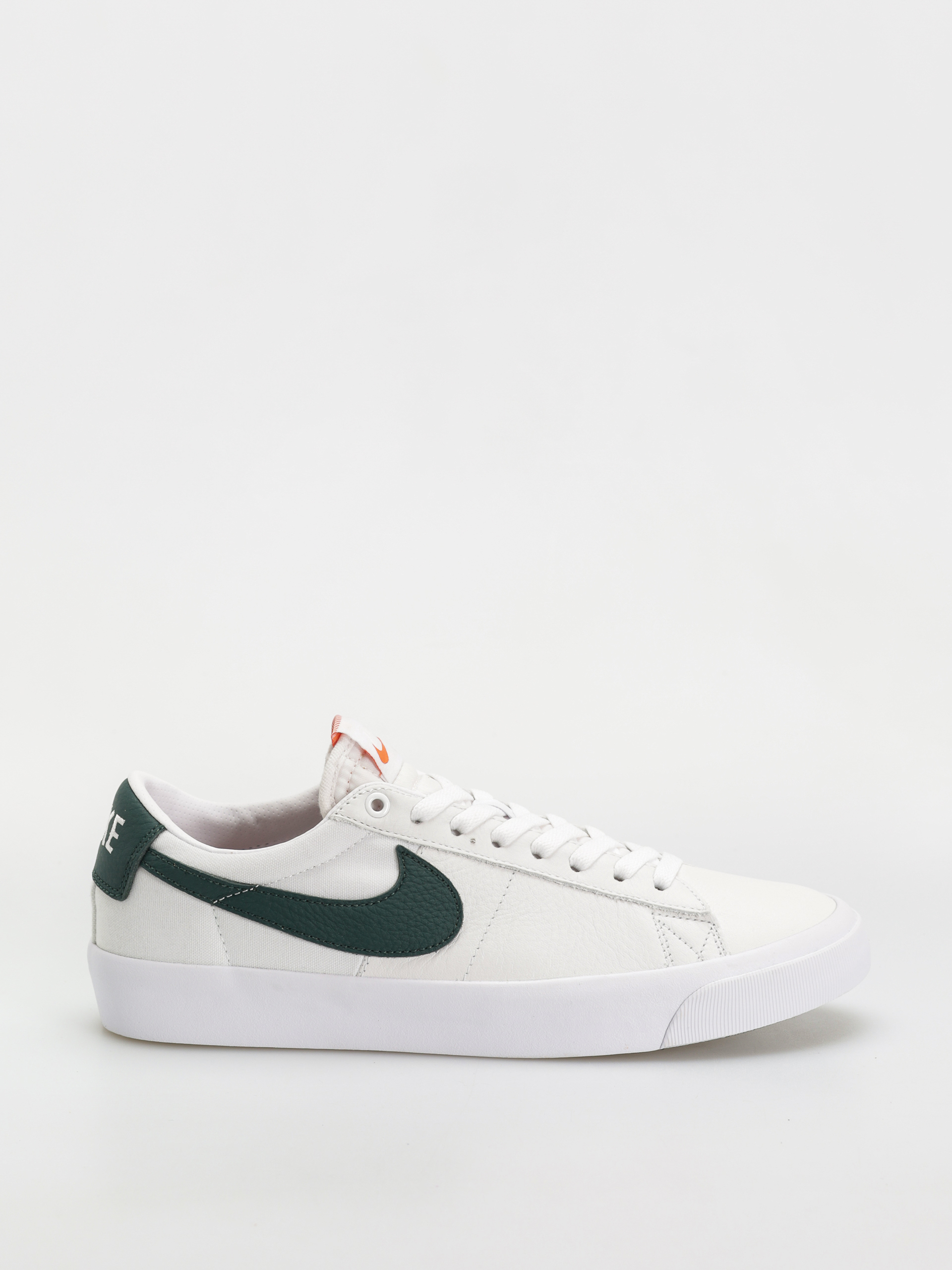 Buty Nike SB Zoom Blazer Low Pro Gt Iso (white/pro green white pro green)