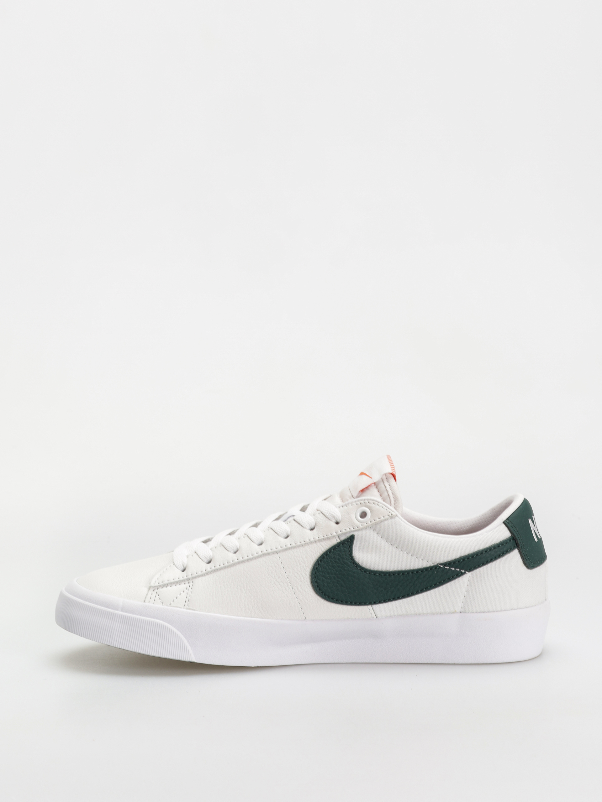 Buty Nike SB Zoom Blazer Low Pro Gt Iso (white/pro green white pro green)