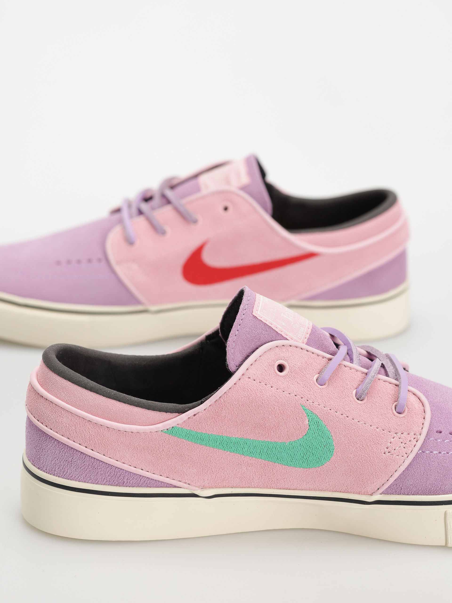 Buty Nike SB Zoom Janoski OG+ (lilac/noise aqua med soft pink)