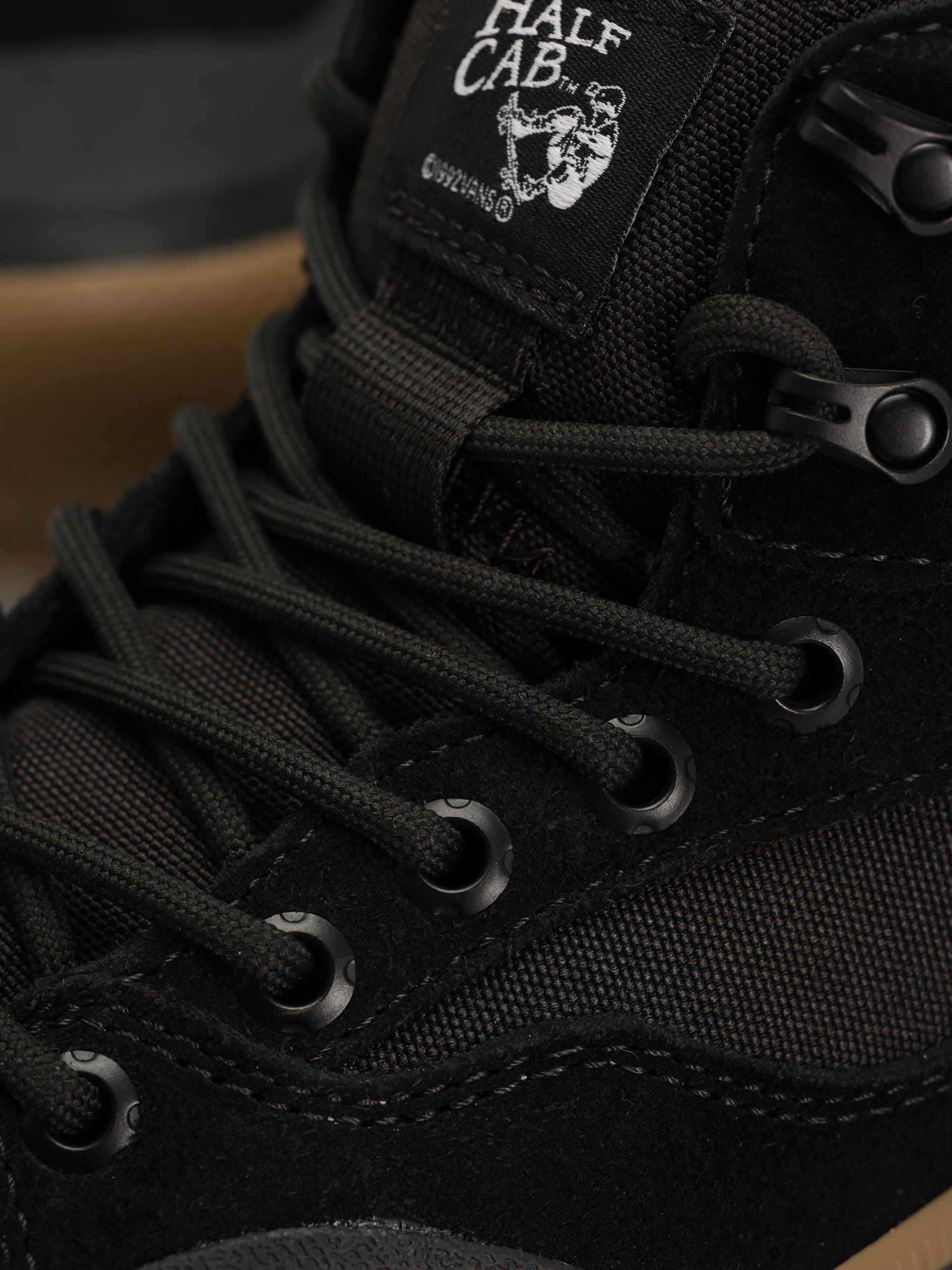 Buty Vans Half Cab Gore Tex MTE (black/gum)