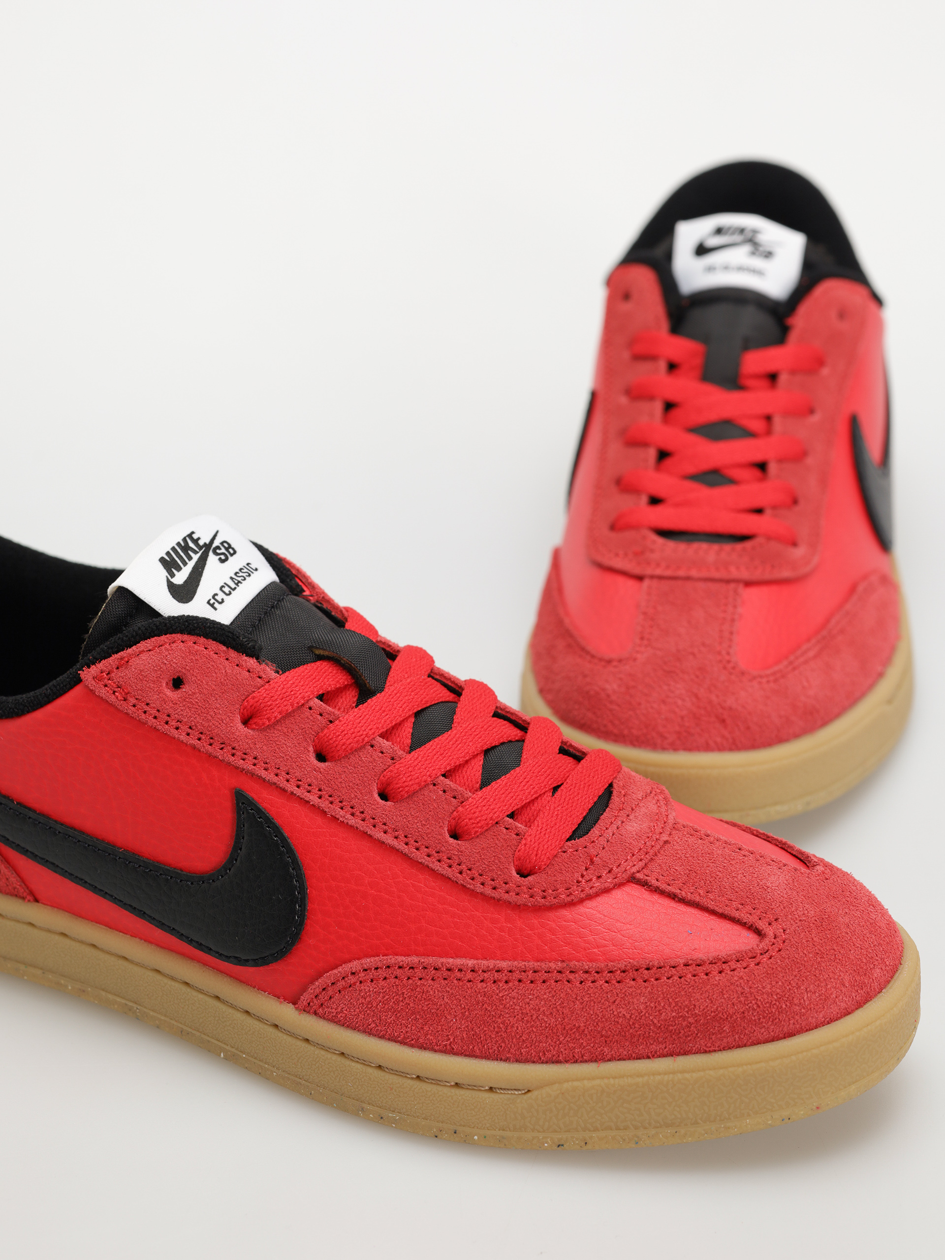 Buty Nike SB Fc Classic (university red/black white)
