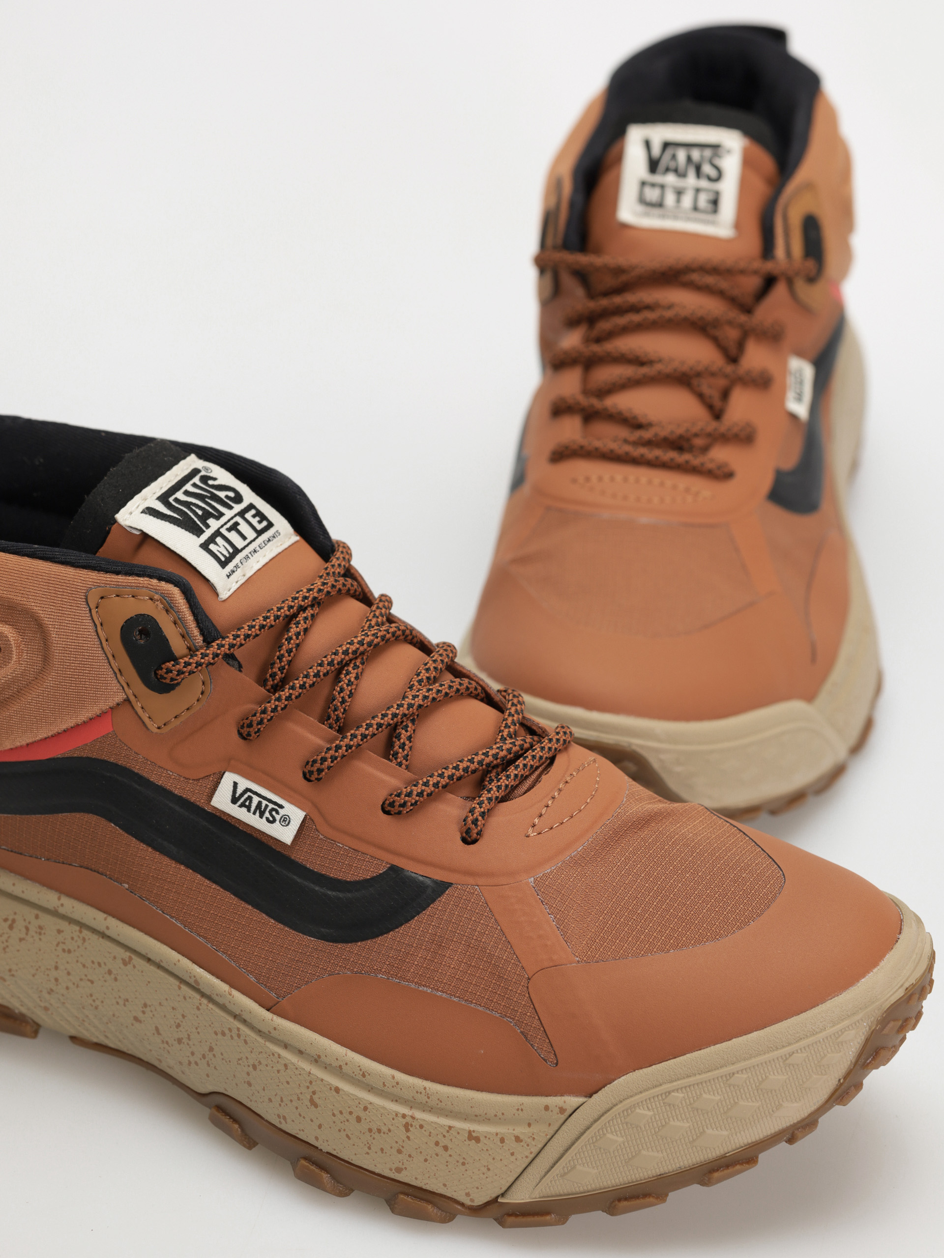 Buty Vans Crosspath Mid MTE (glazed ginger)