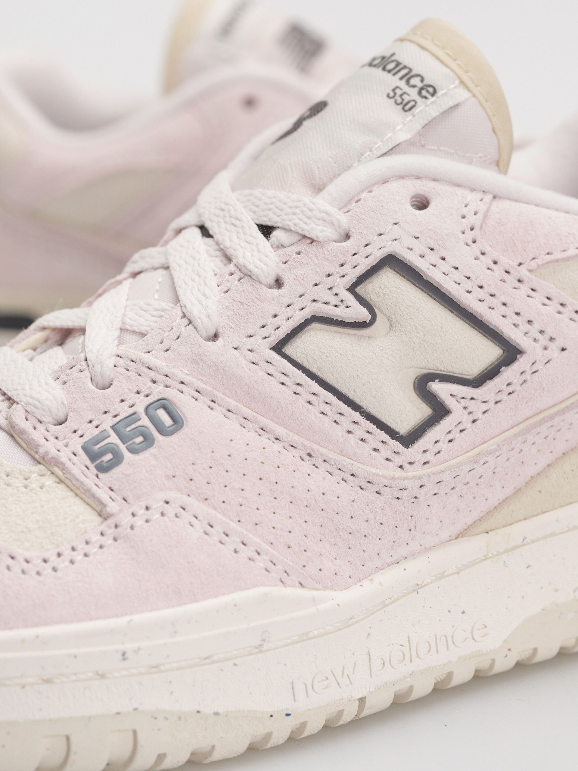 Buty New Balance 550 Wmn (linen)