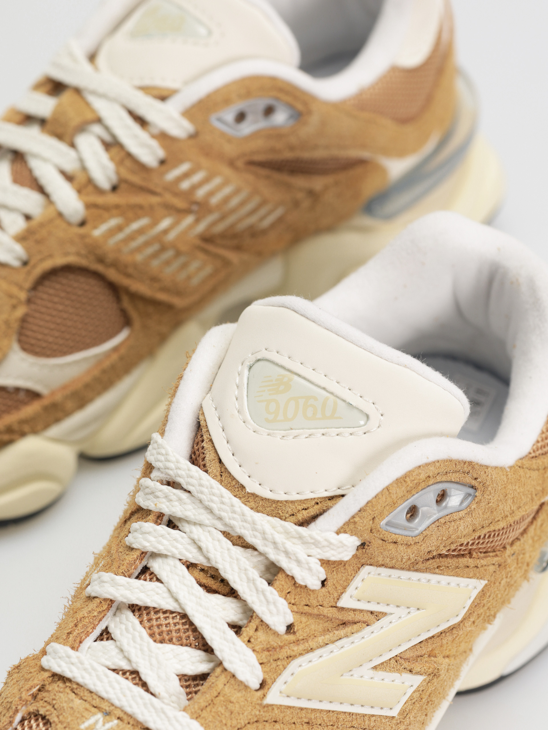 Buty New Balance 9060 (great plains)
