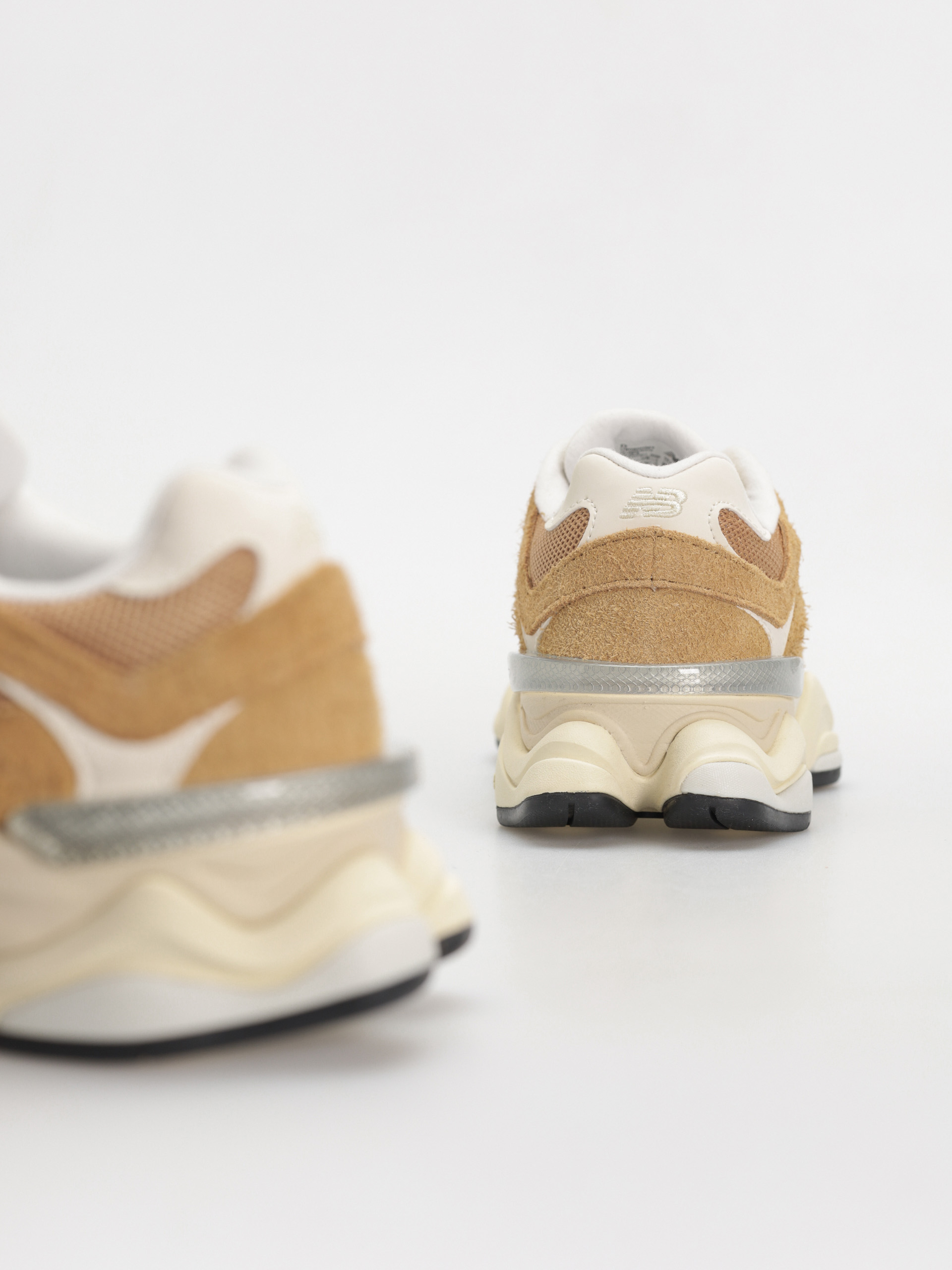 Buty New Balance 9060 (great plains)