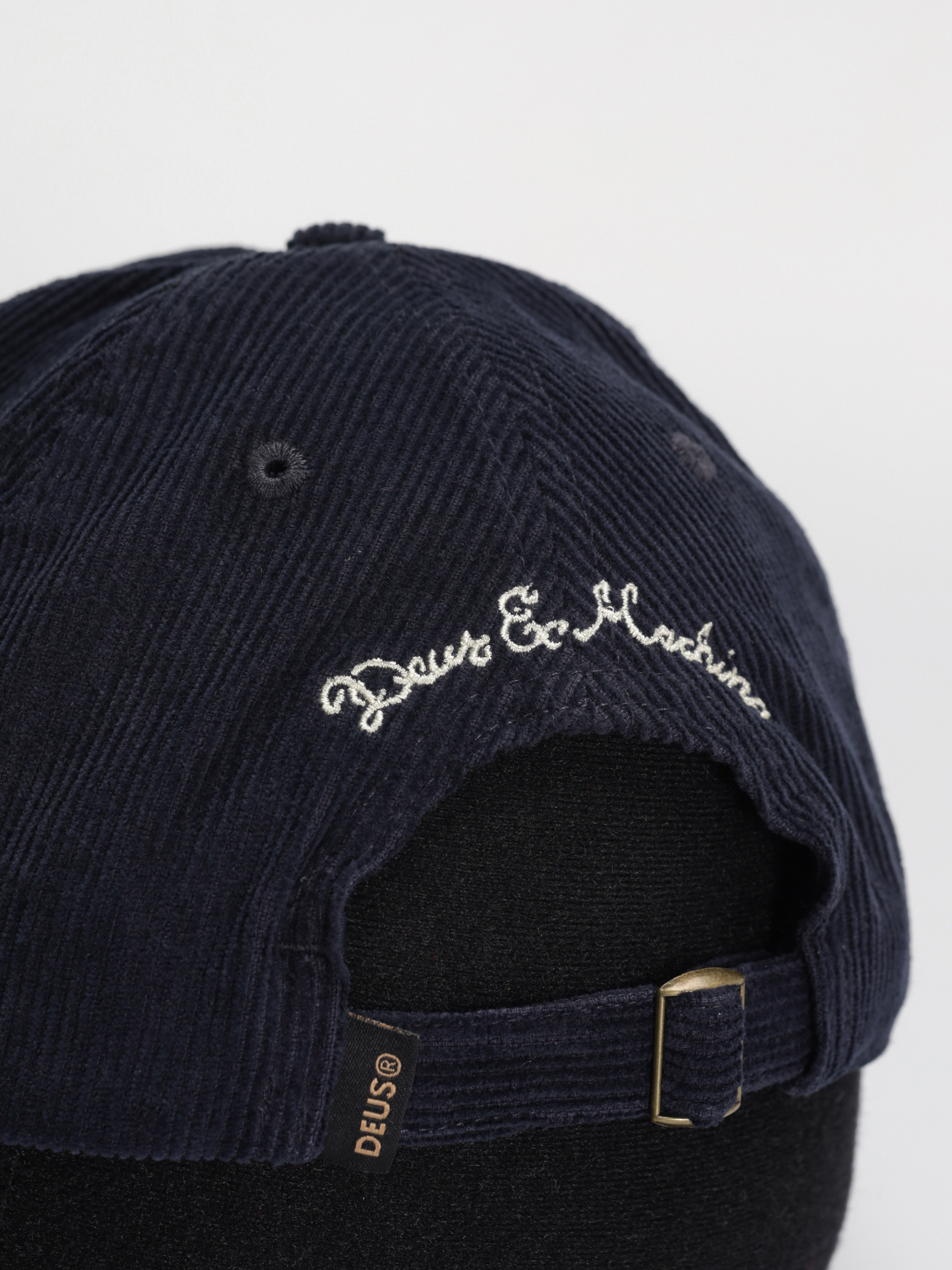 Czapka z daszkiem Deus Ex Machina Shield Cord (navy)