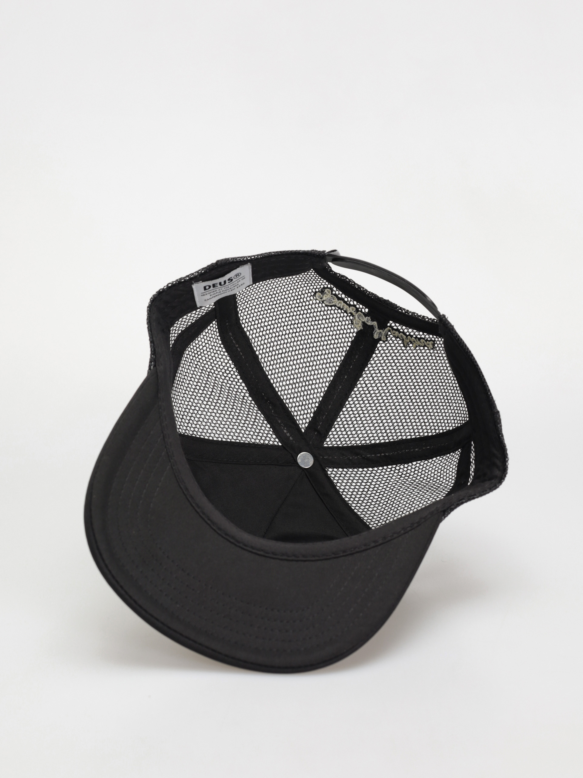 Czapka z daszkiem Deus Ex Machina Kamli Trucker (black)