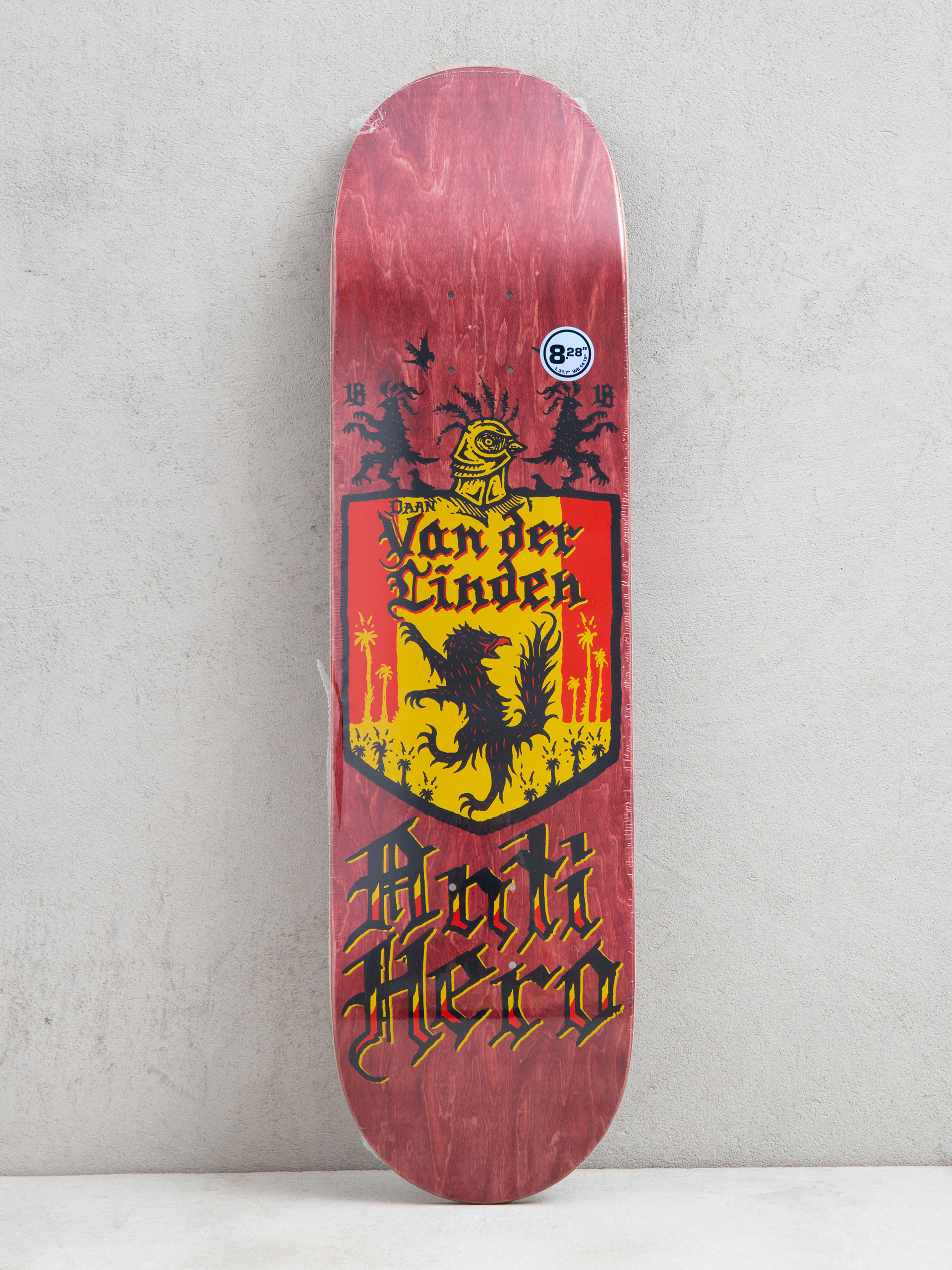 Deck Antihero Daan Coat Of Arms