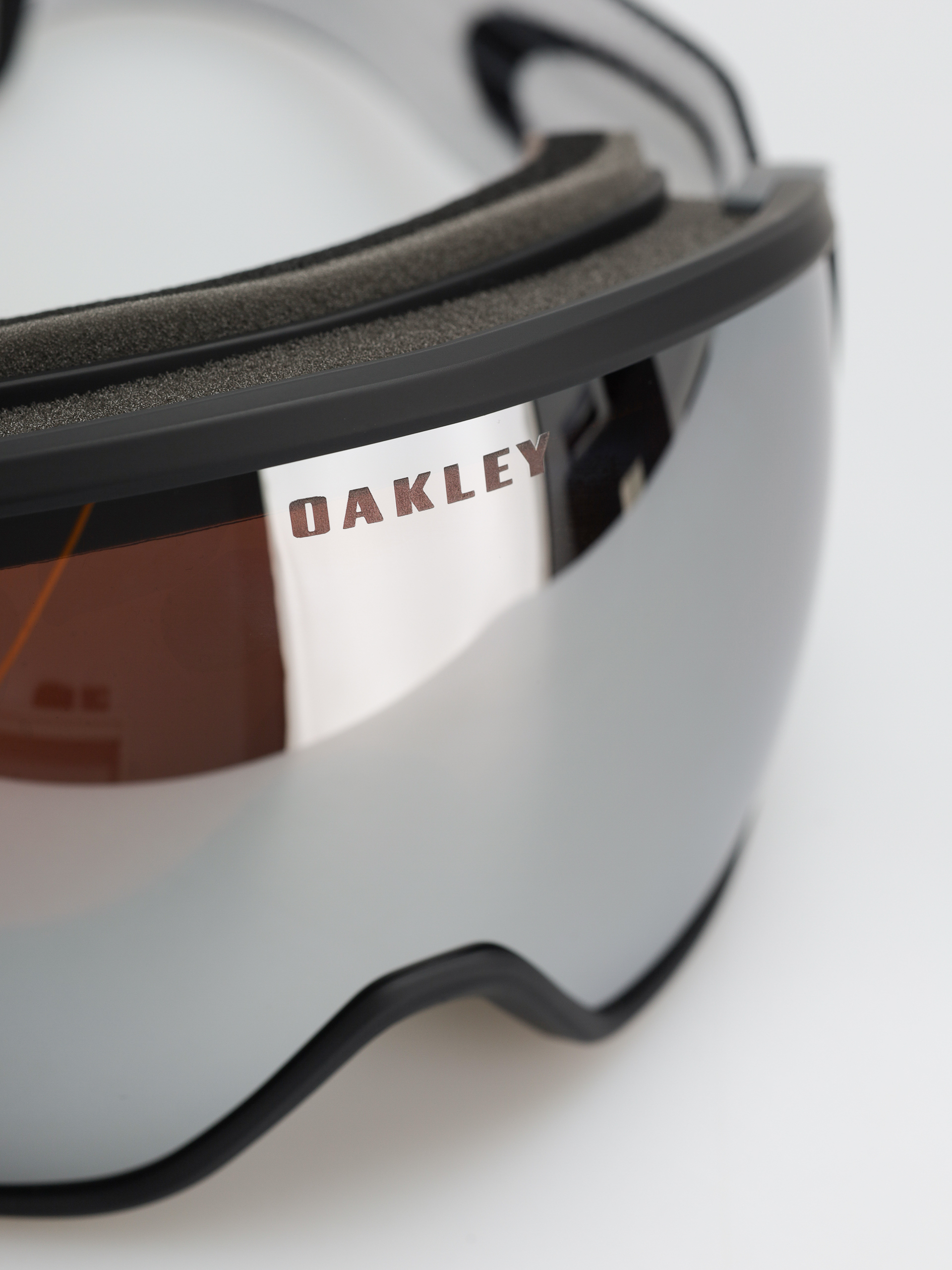 Gogle Oakley Flight Tracker M (matte black/prizm snow black iridium)
