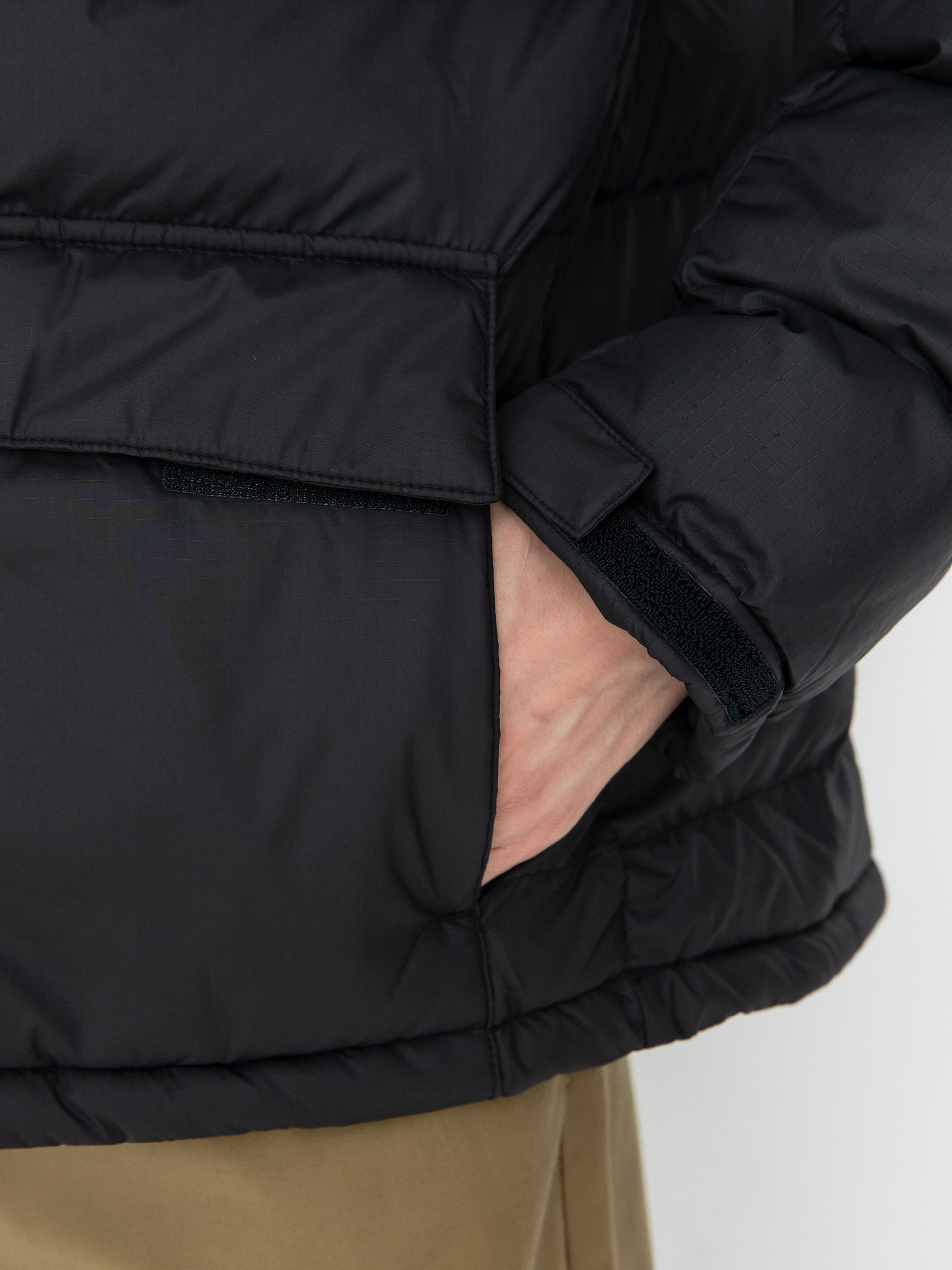 Kurtka The North Face Limbara Insulated (tnf black)