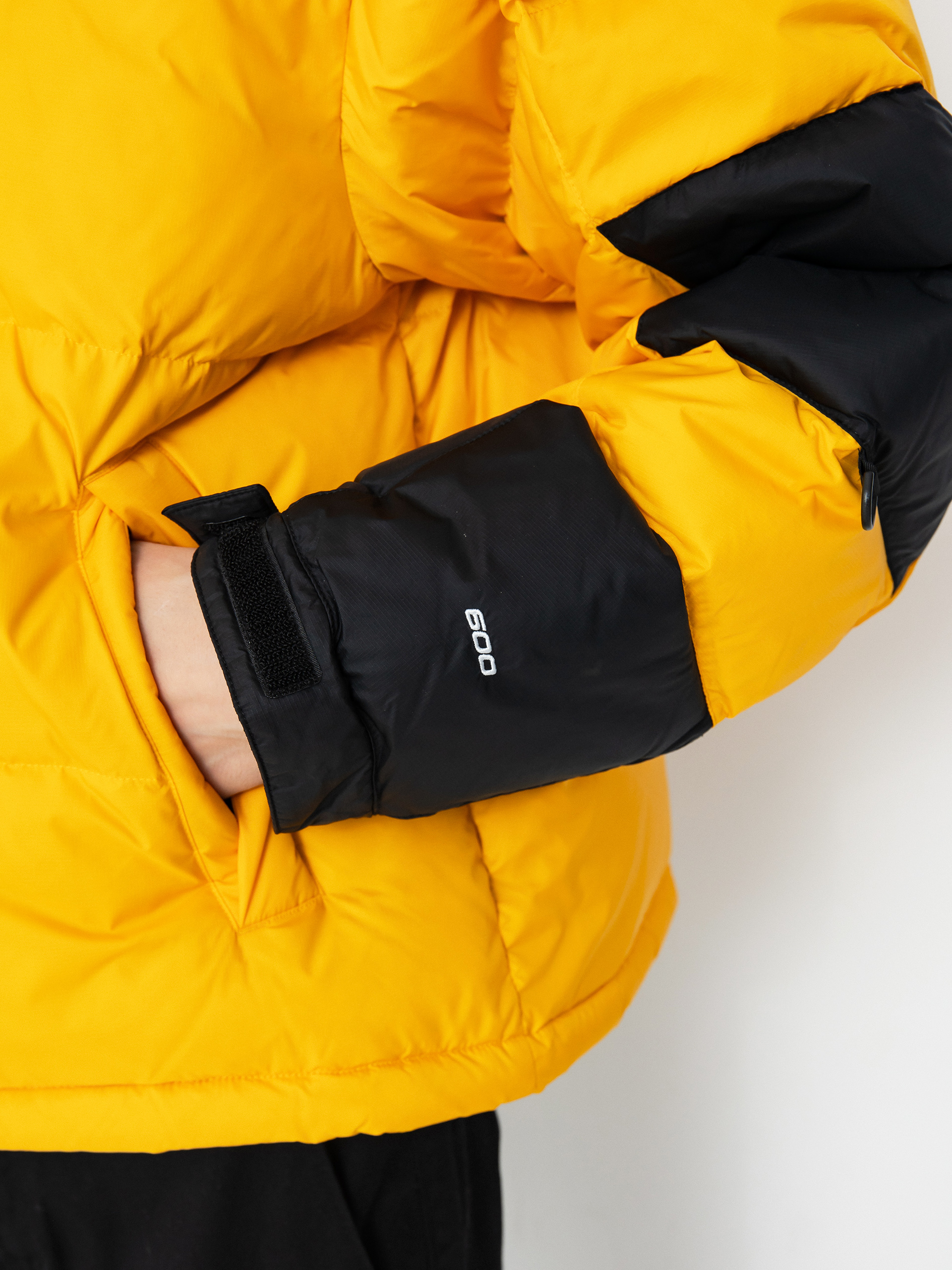 Kurtka The North Face Hmlyn Baltoro (summit gold tnf black n)