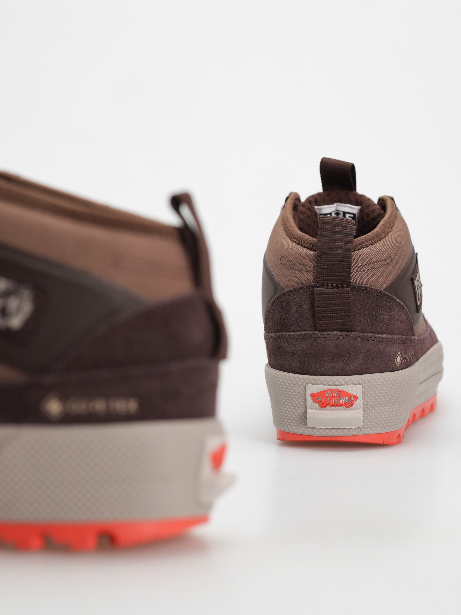 Buty Vans Half Cab Gore Tex MTE (bitter chocolate)