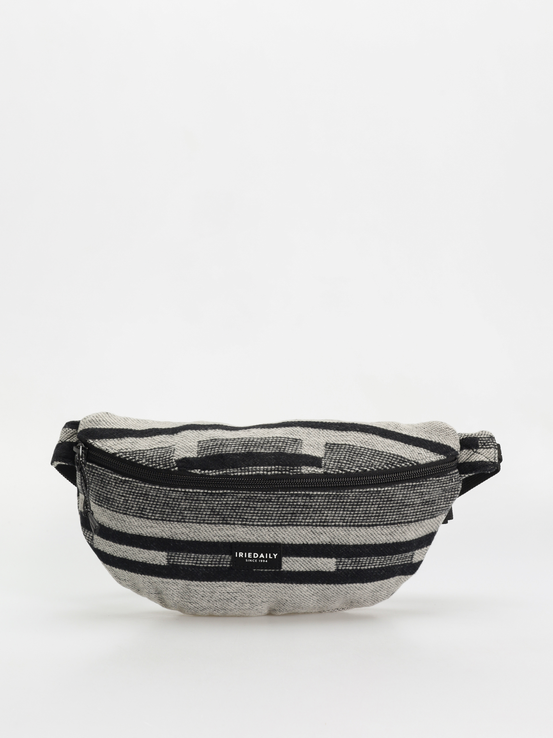 Nerka Iriedaily Santania Hip Bag (black white)