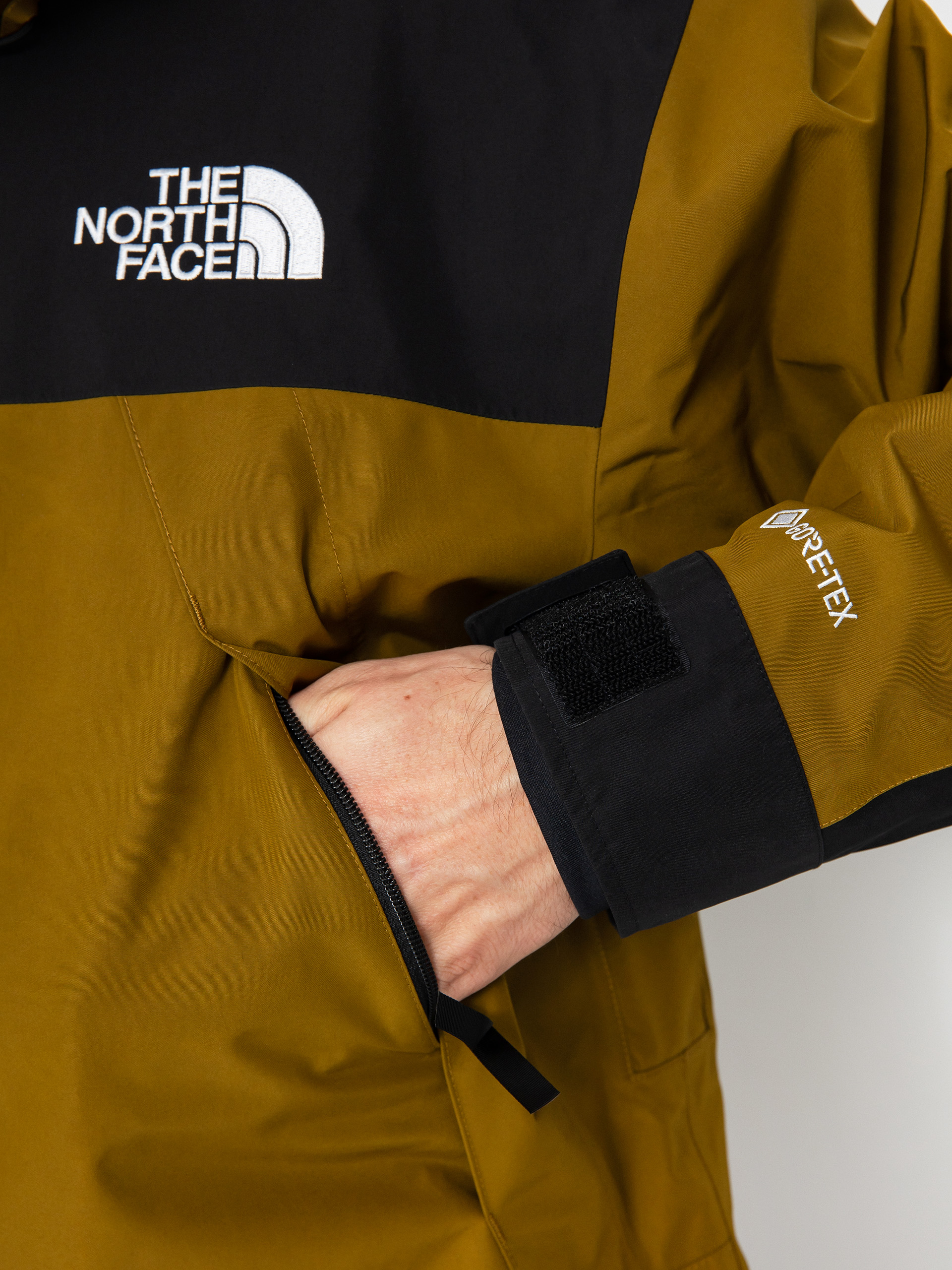 Kurtka The North Face Gtx Mtn (moss green/tnf black)