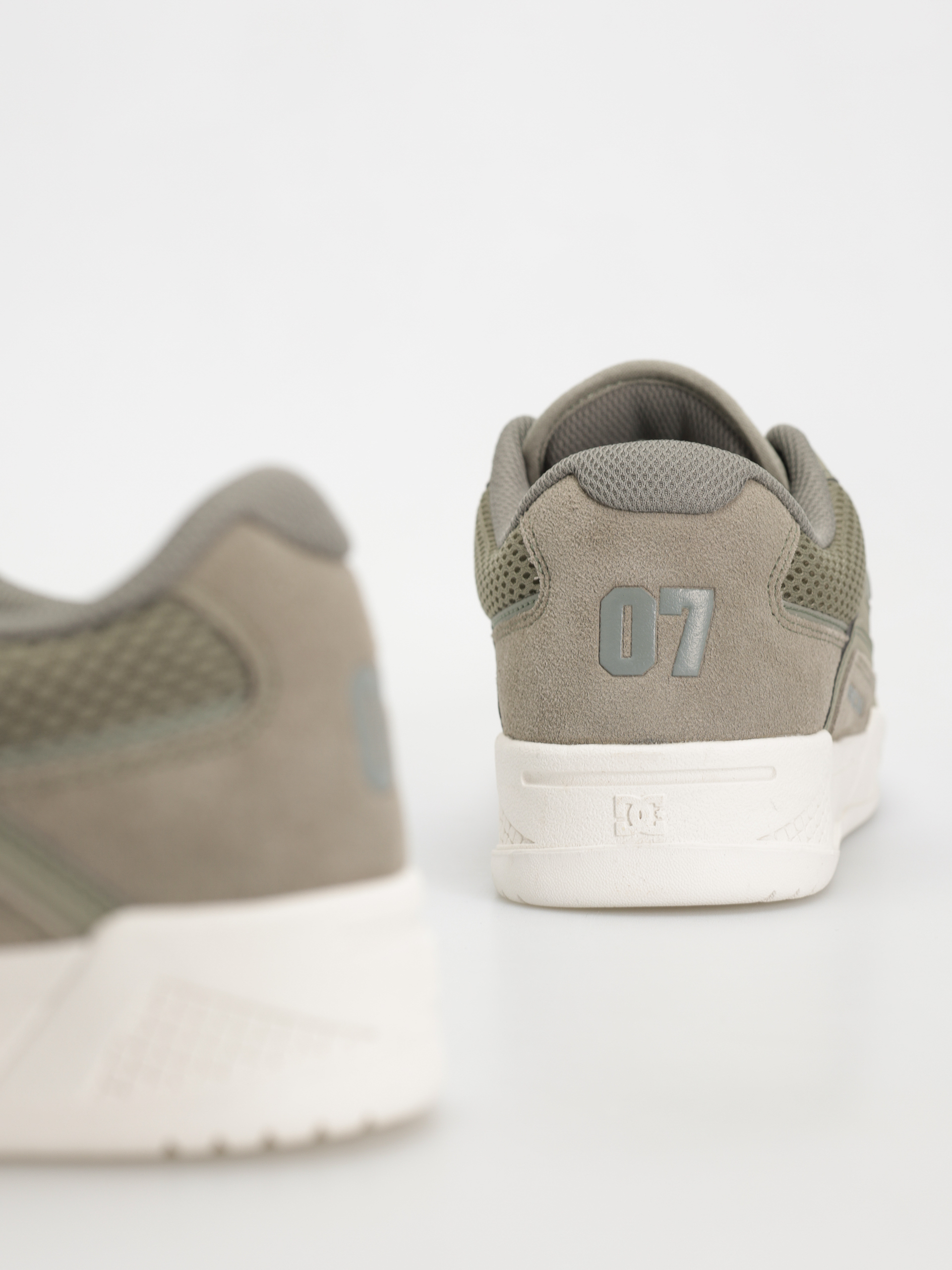 Buty DC Construct (army/olive)