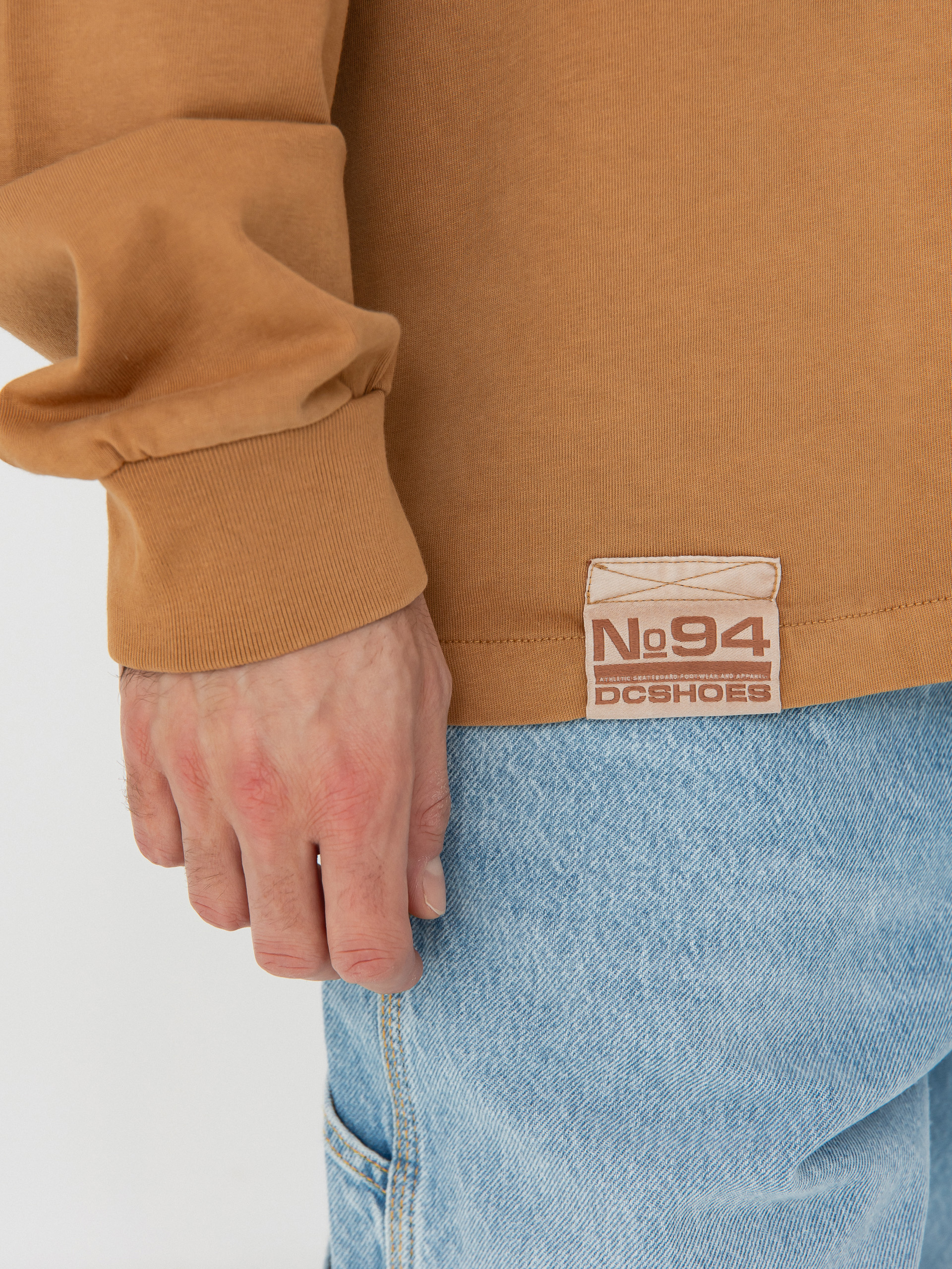 Longsleeve DC No 94 Worker Pocket (chipmunk enzyme wash)