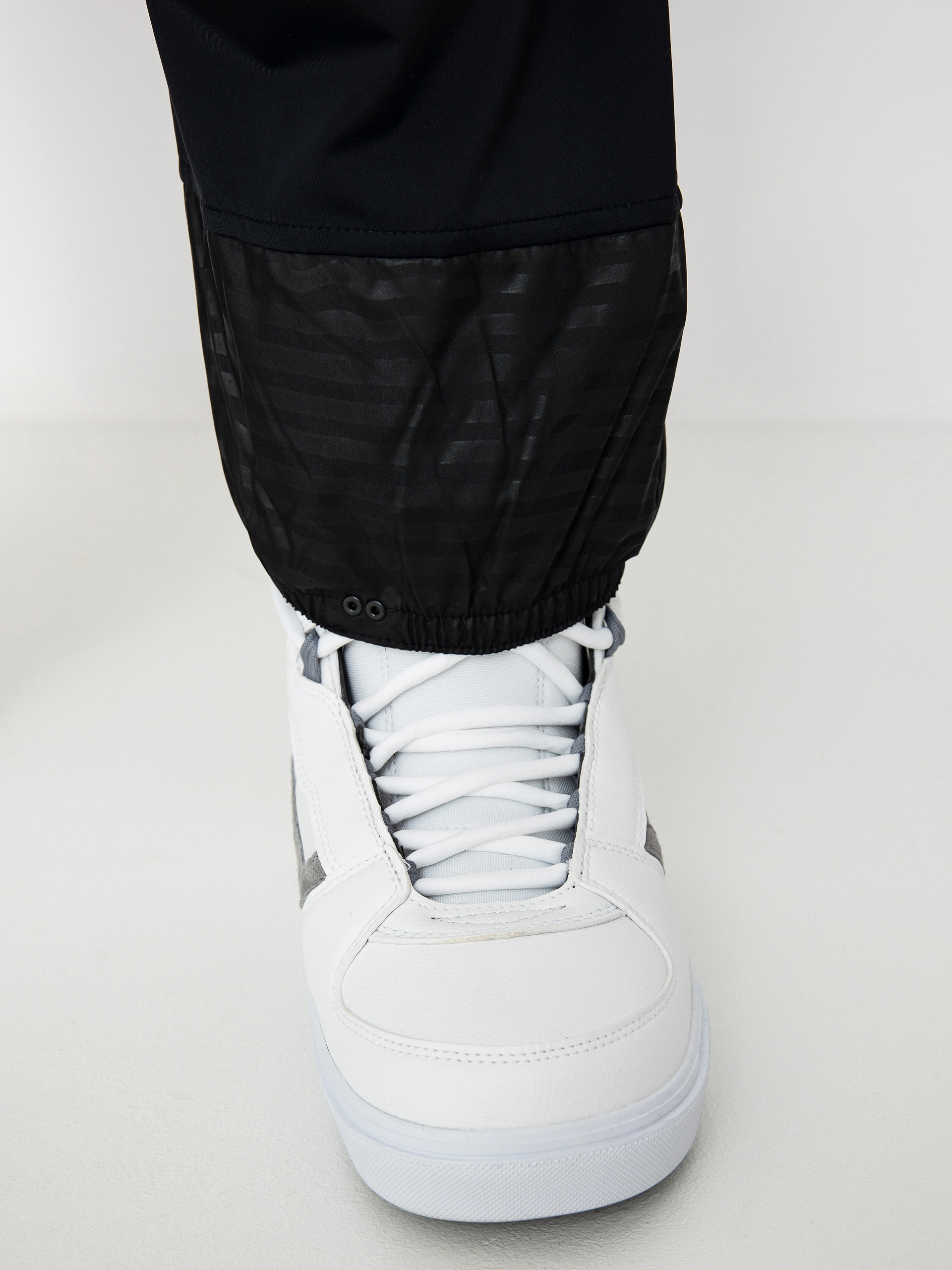 Męskie Spodnie snowboardowe Volcom Longo Gore Tex (black)