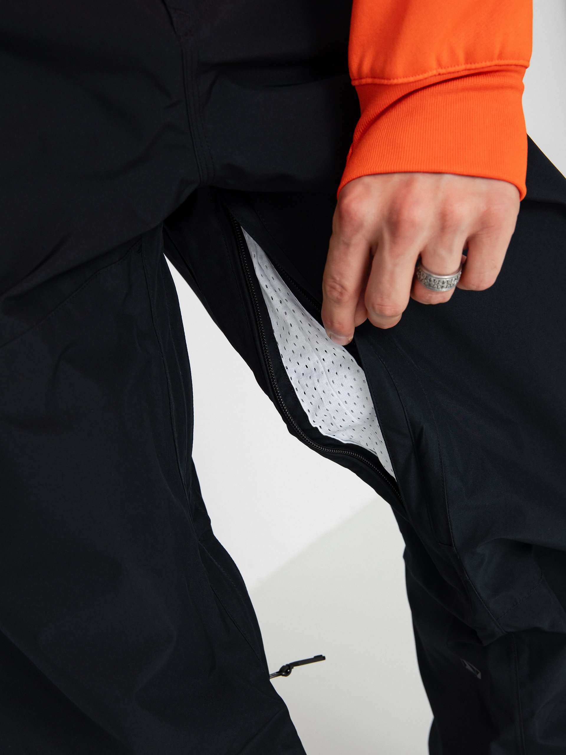 Męskie Spodnie snowboardowe Volcom Dua Gore Tex (black)