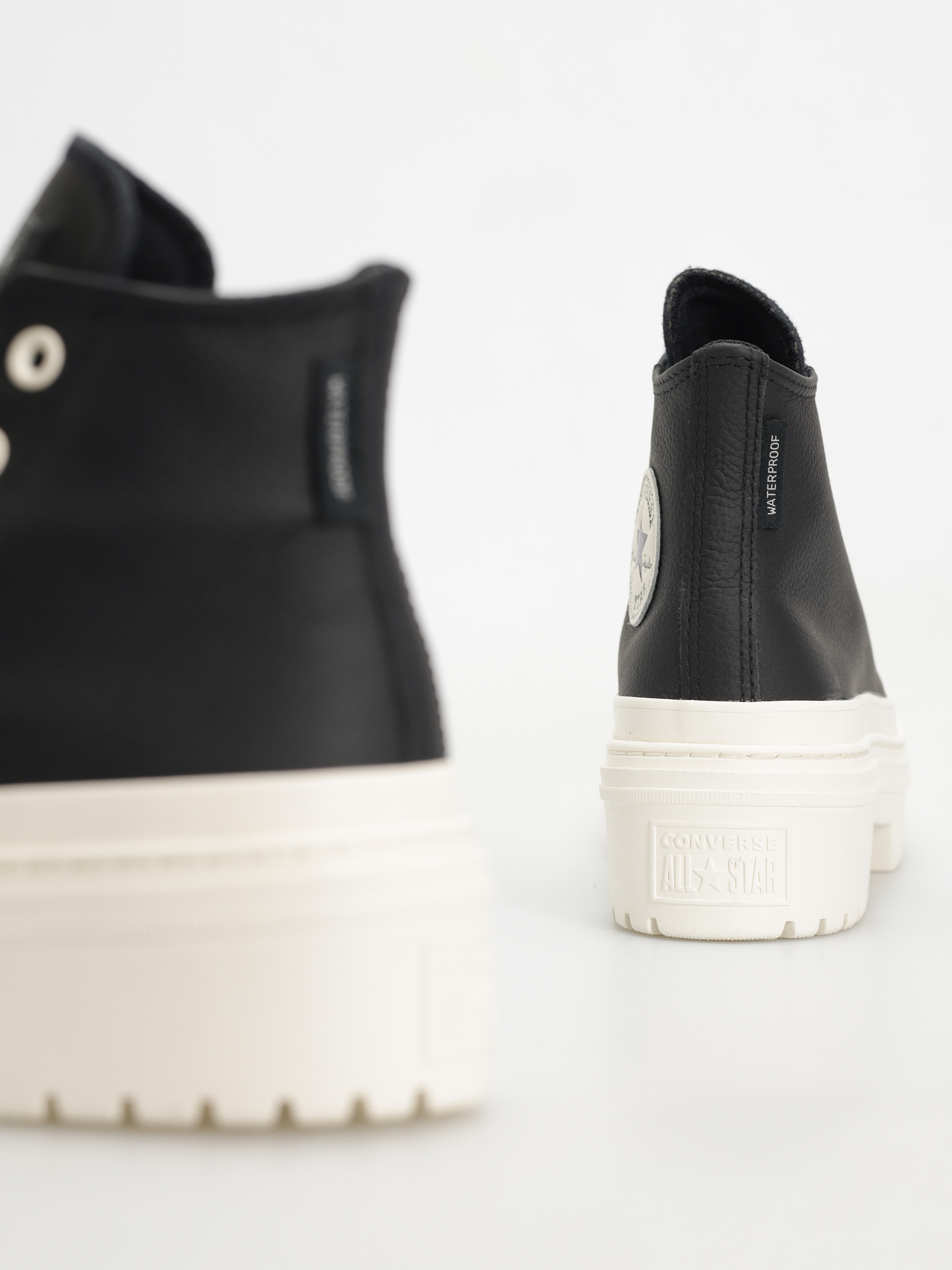 Buty Converse Chuck Taylor All Star Lugged Heel Platform Waterproof Wmn (black/black/egret)
