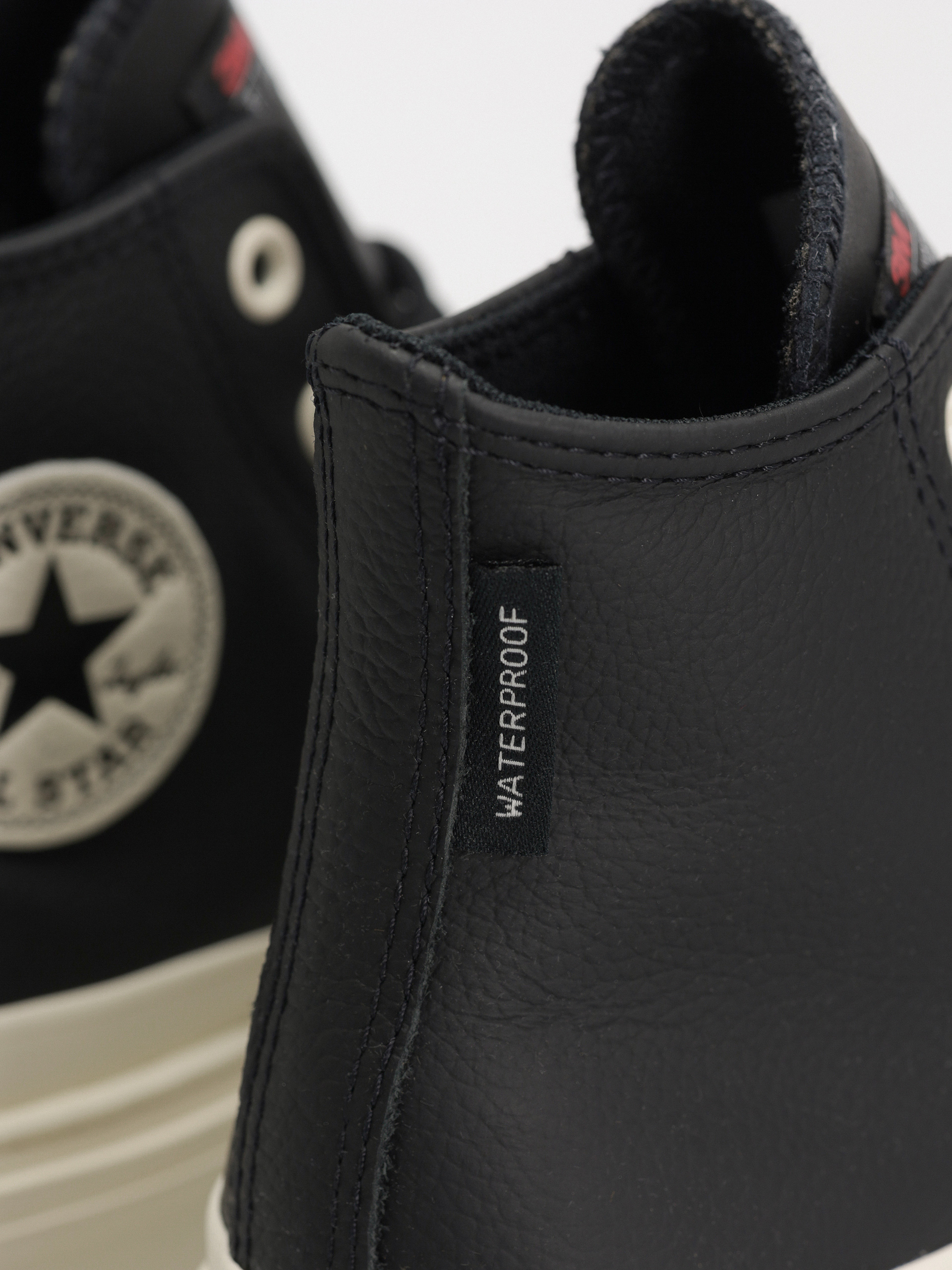 Buty Converse Chuck Taylor All Star Lugged Heel Platform Waterproof Wmn (black/black/egret)