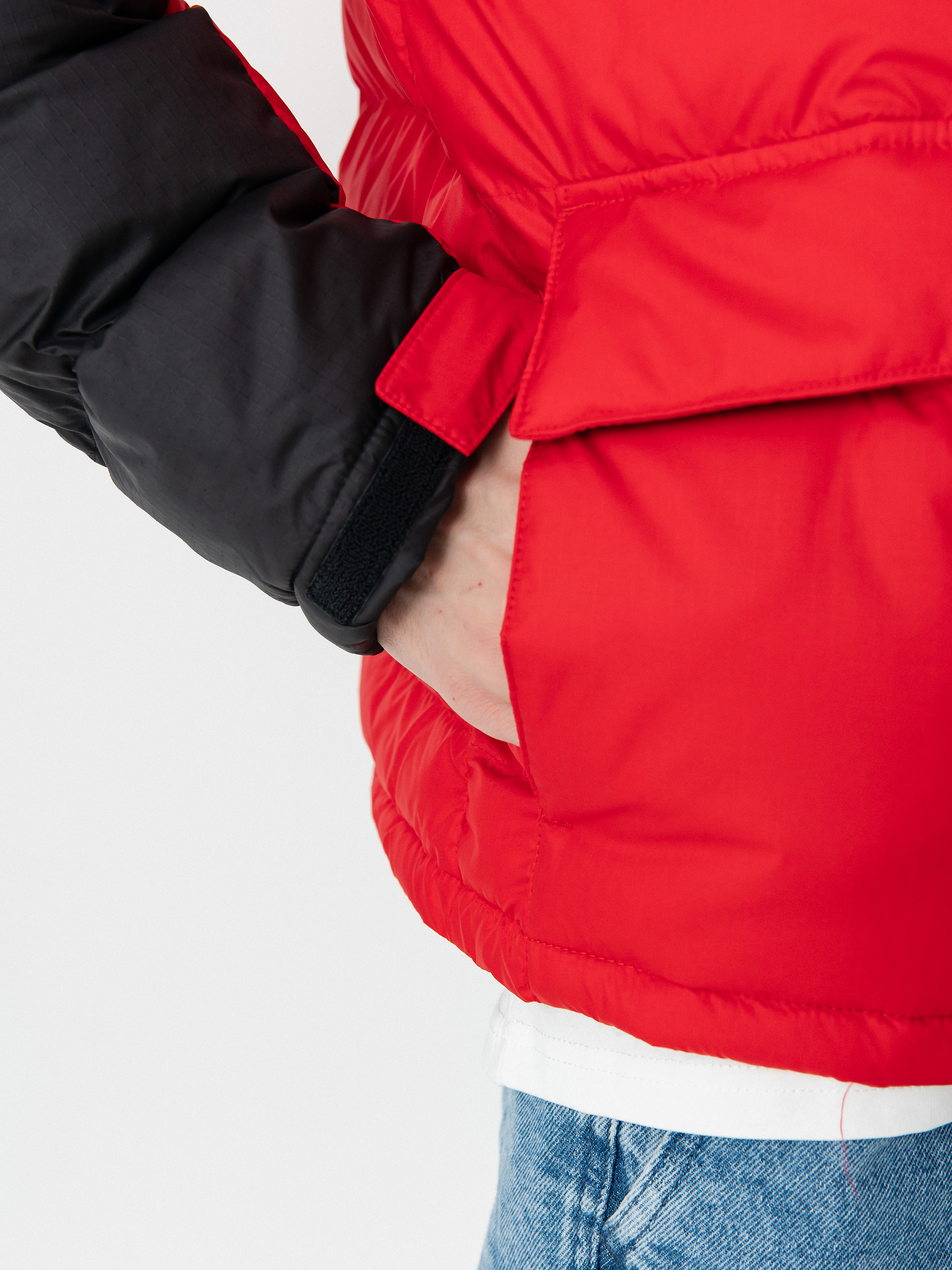 Kurtka The North Face Limbara Insulated (tnf red)