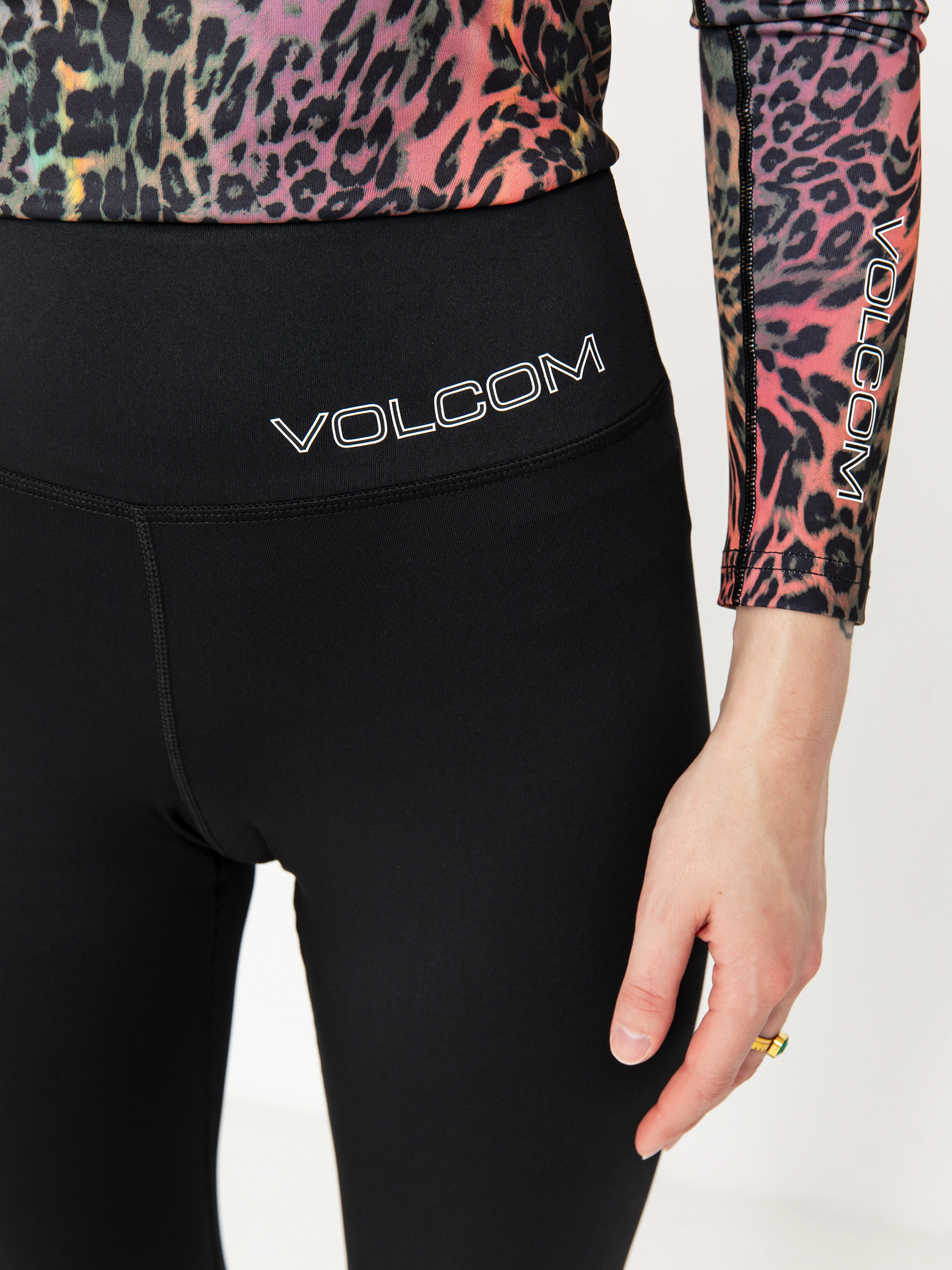Damskie Legginsy aktywne Volcom V Science (black)