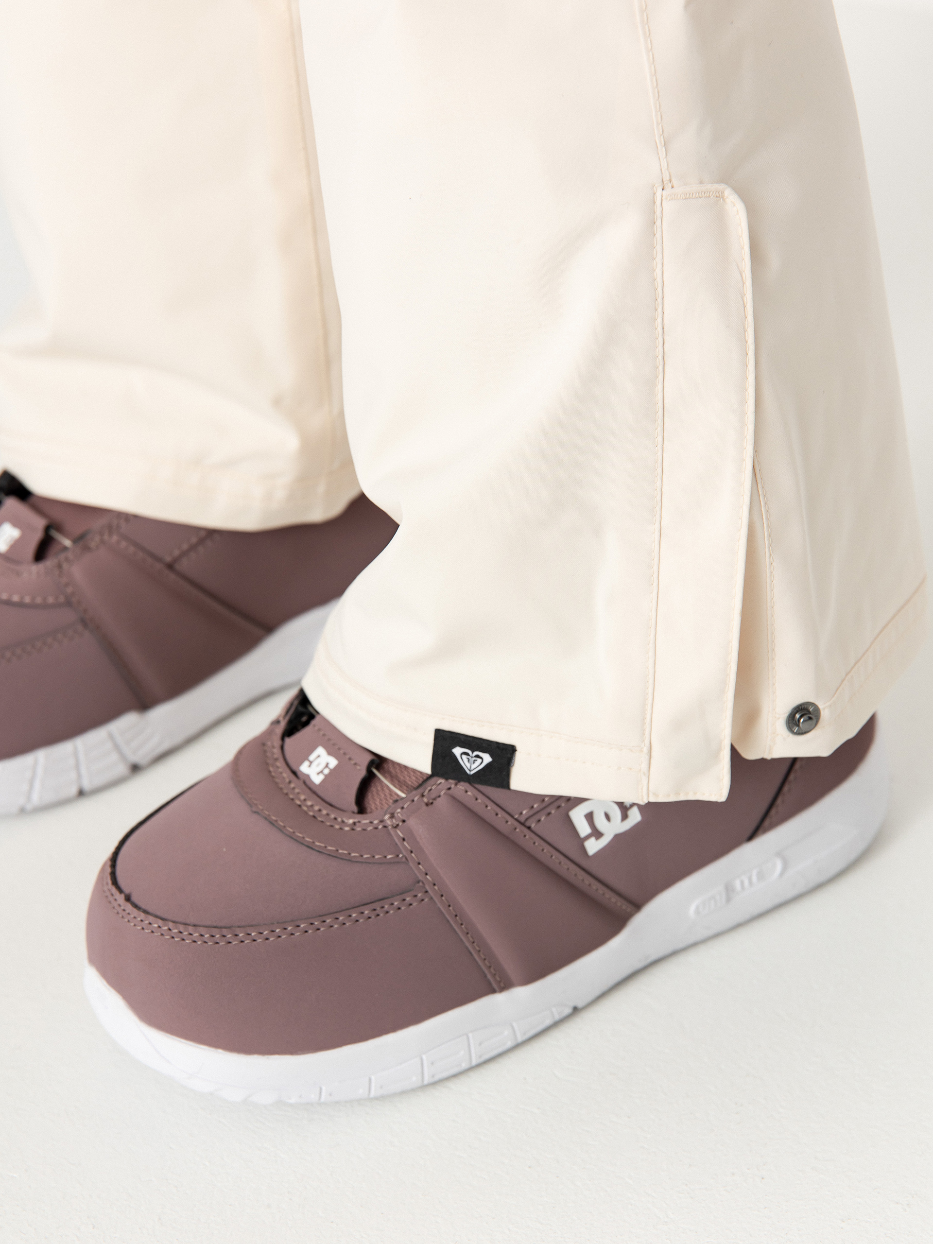 Damskie Spodnie snowboardowe Roxy Backyard (buttercream)