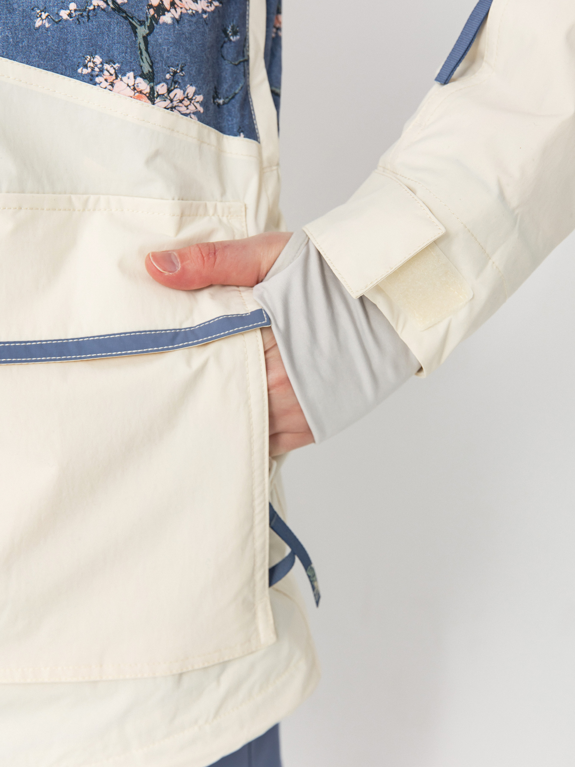 Damska Kurtka snowboardowa Roxy Chloe Kim Parka (chloe blossom)