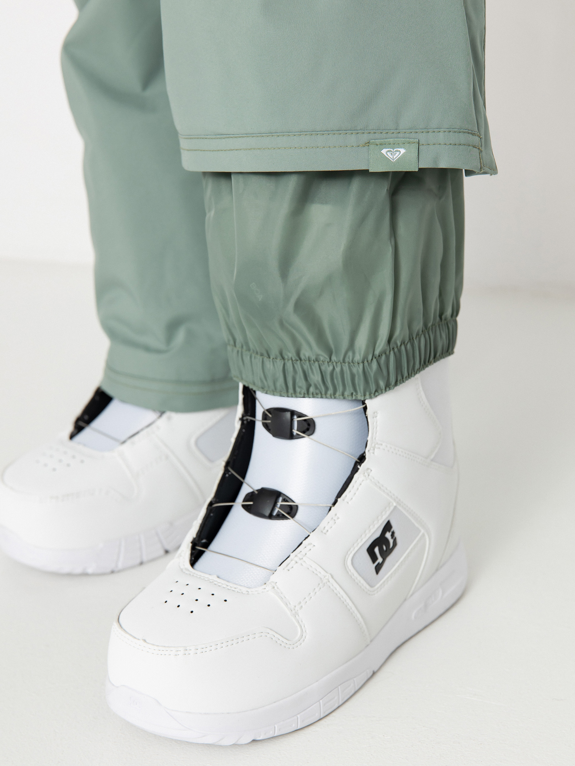 Damskie Spodnie snowboardowe Roxy Backyard (lily pad)