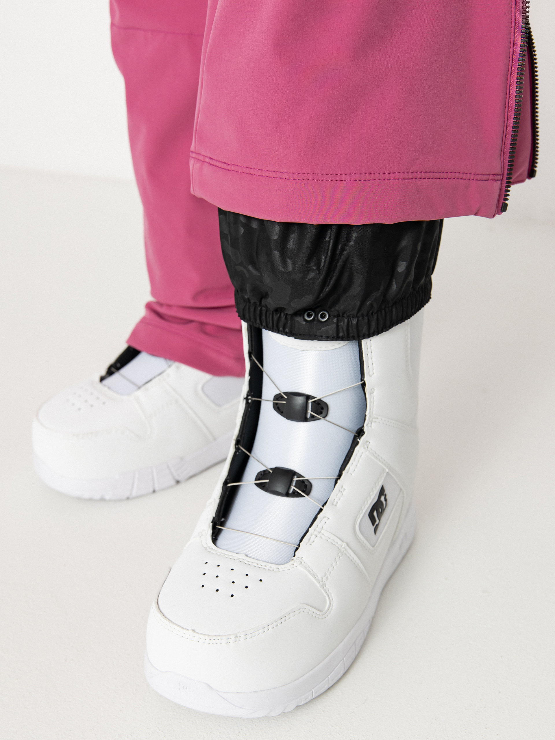 Damskie Spodnie snowboardowe Volcom Battle Stretch (blurred violet)