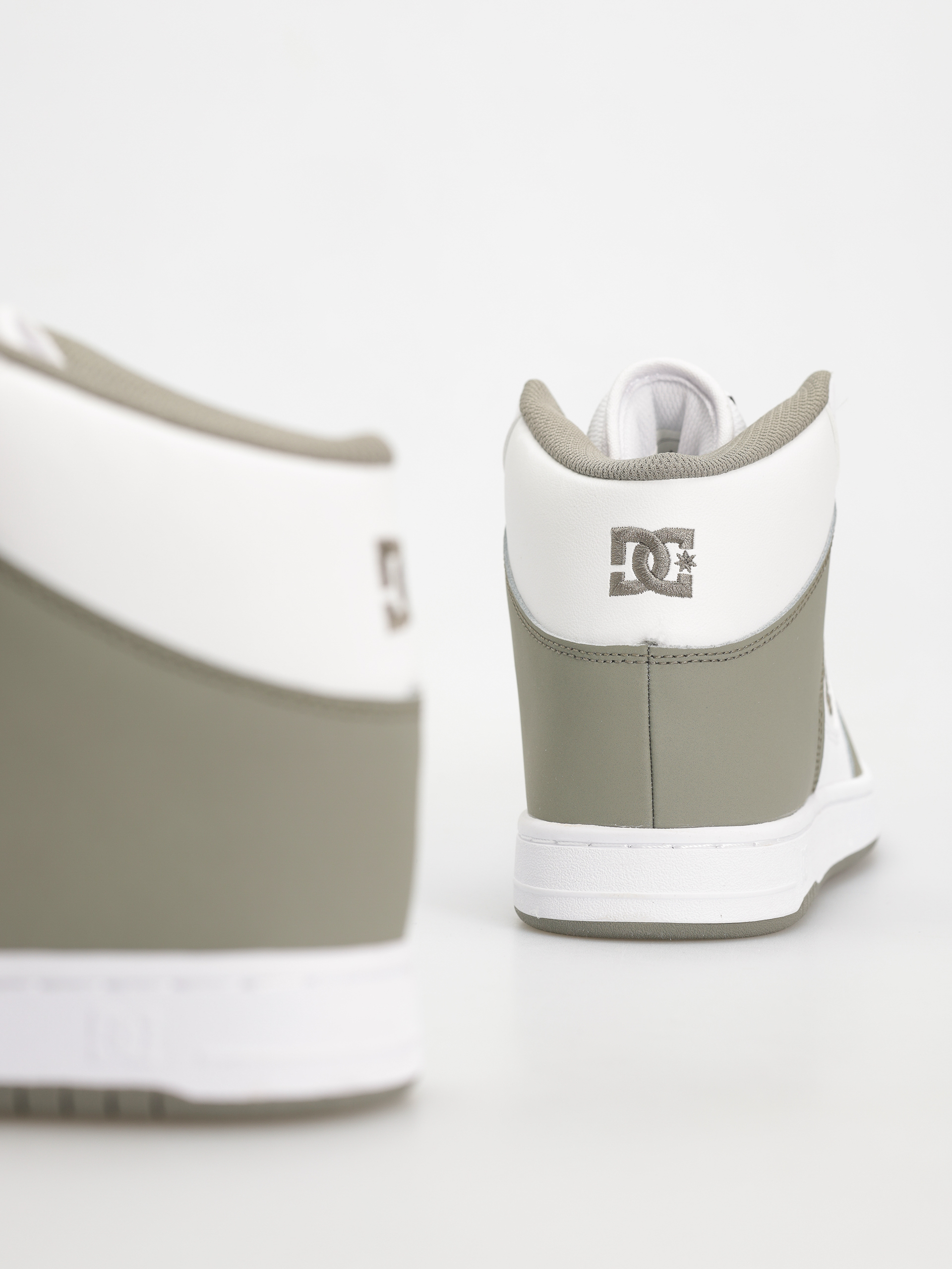 Buty DC Manteca 4 Hi (white/olive)