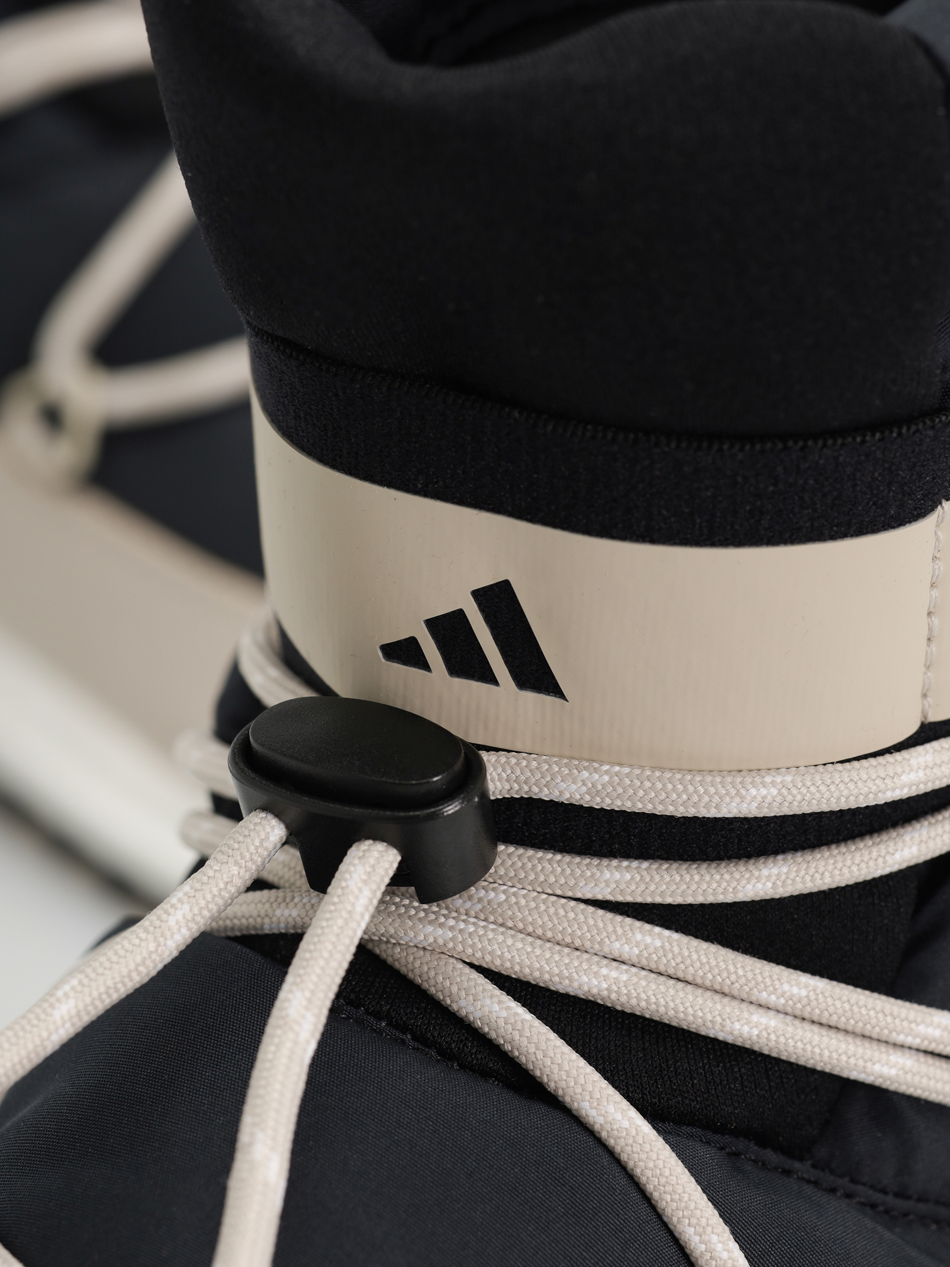 Buty adidas Originals Moonboost High (cblack/cblack/cbrown)