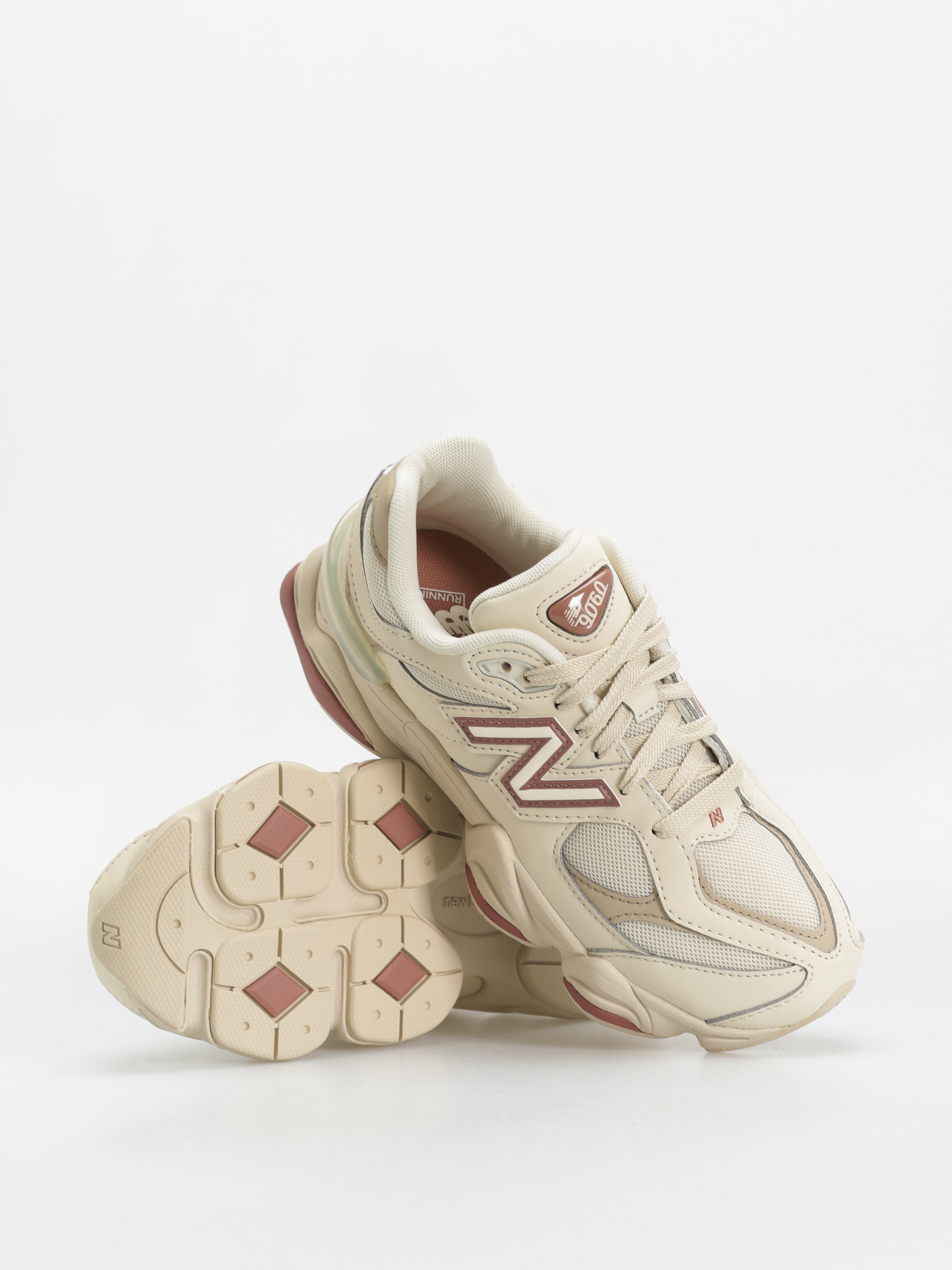 Buty New Balance 9060 JR (bone)